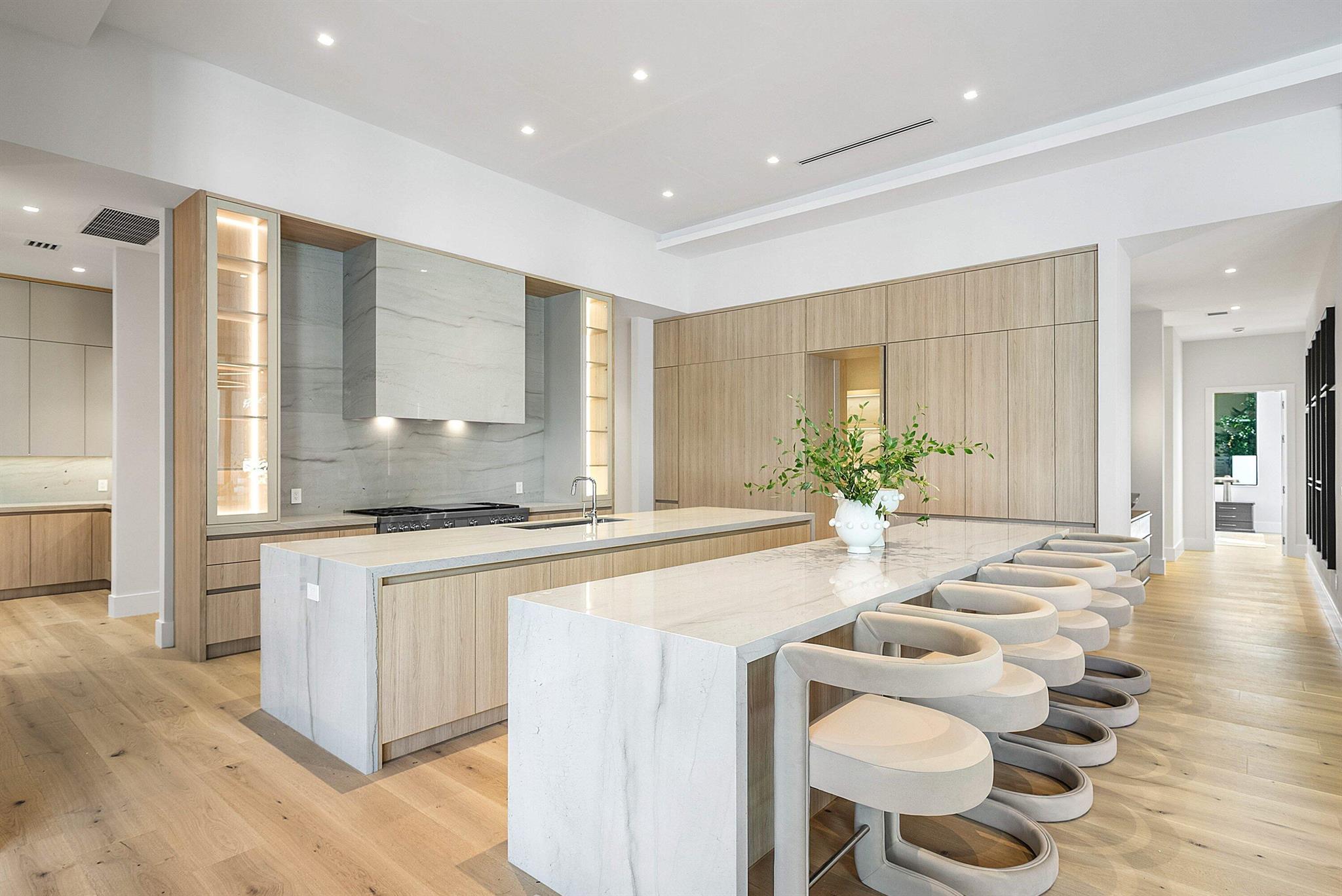 16484 Bridlewood Circle