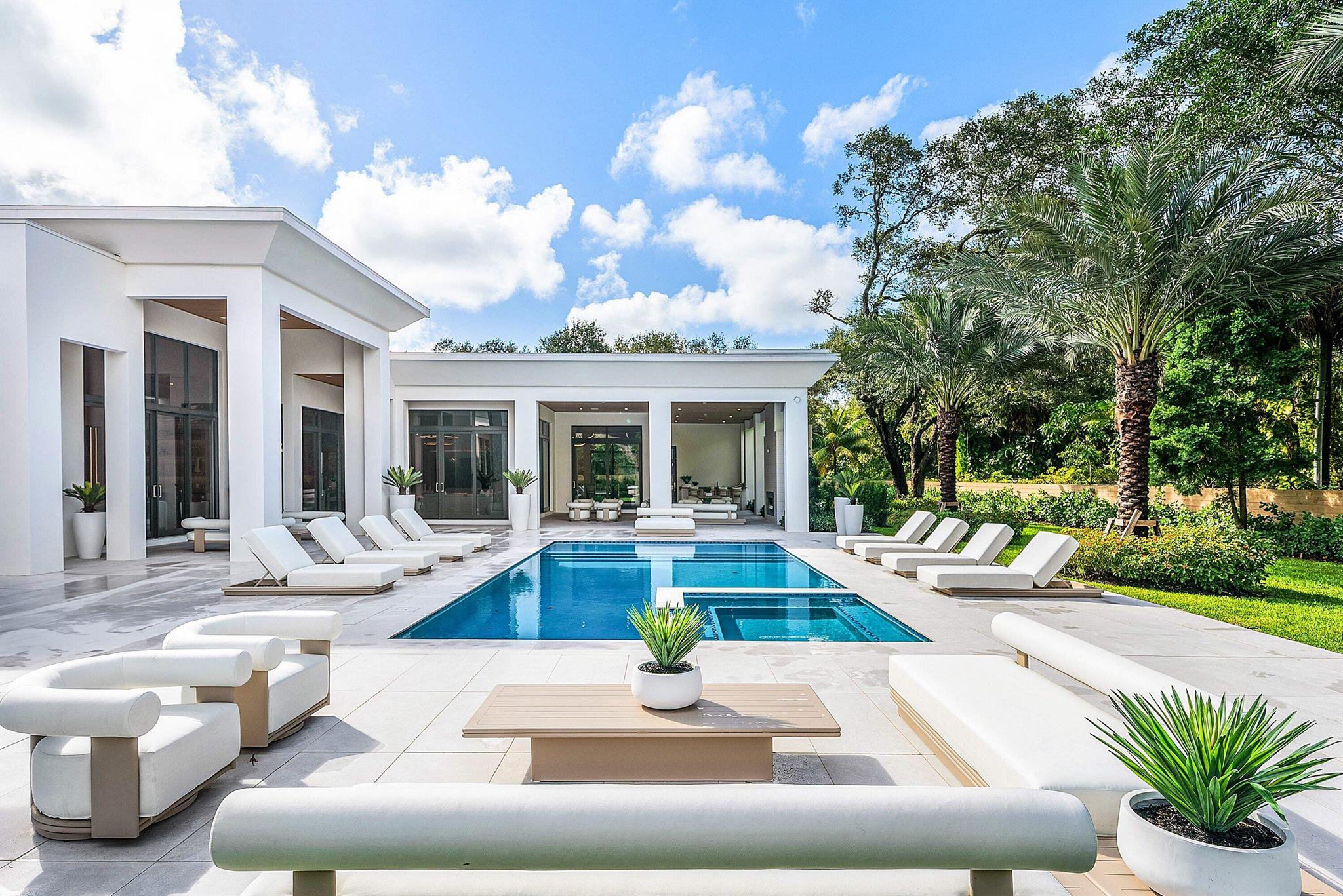 16484 Bridlewood Circle