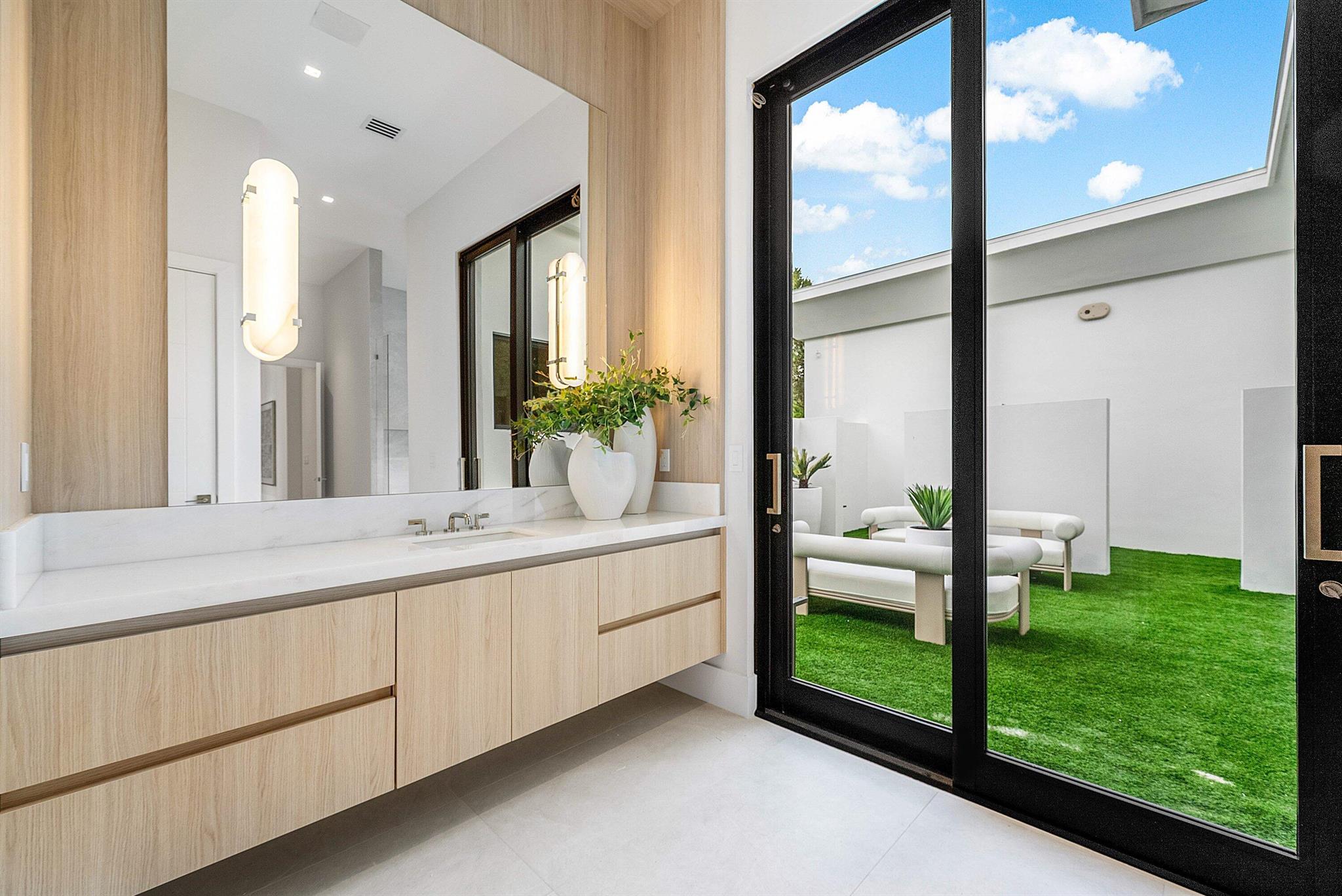 16484 Bridlewood Circle