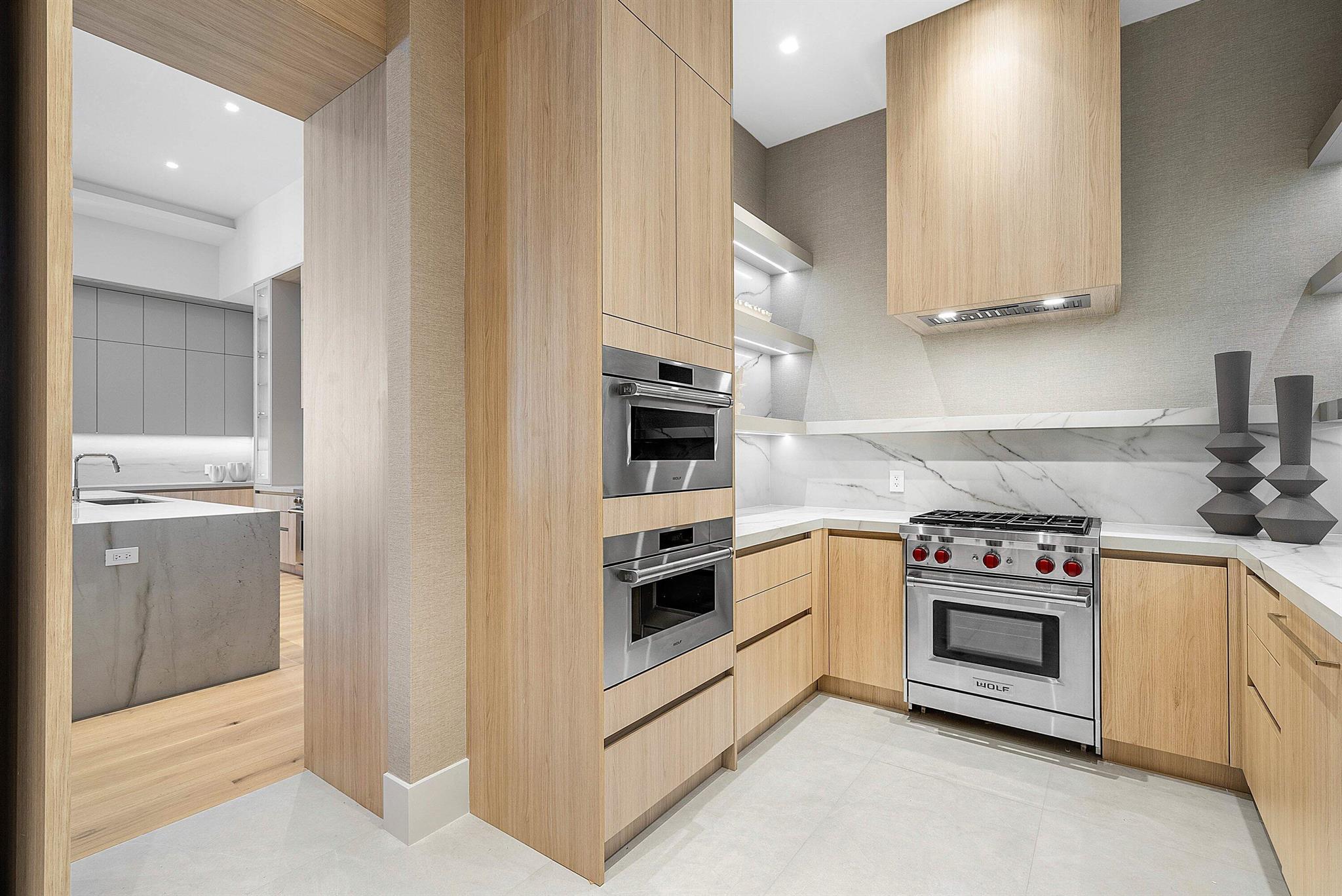 16484 Bridlewood Circle