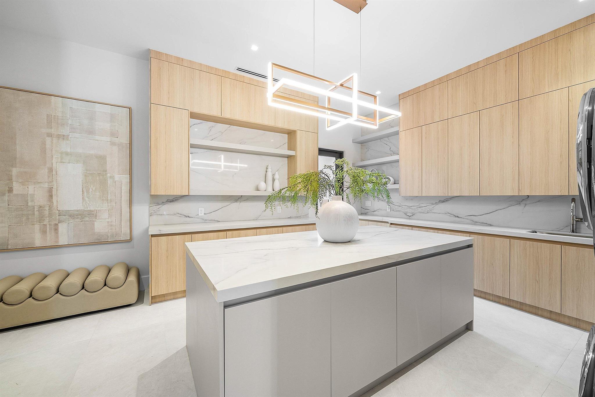 16484 Bridlewood Circle