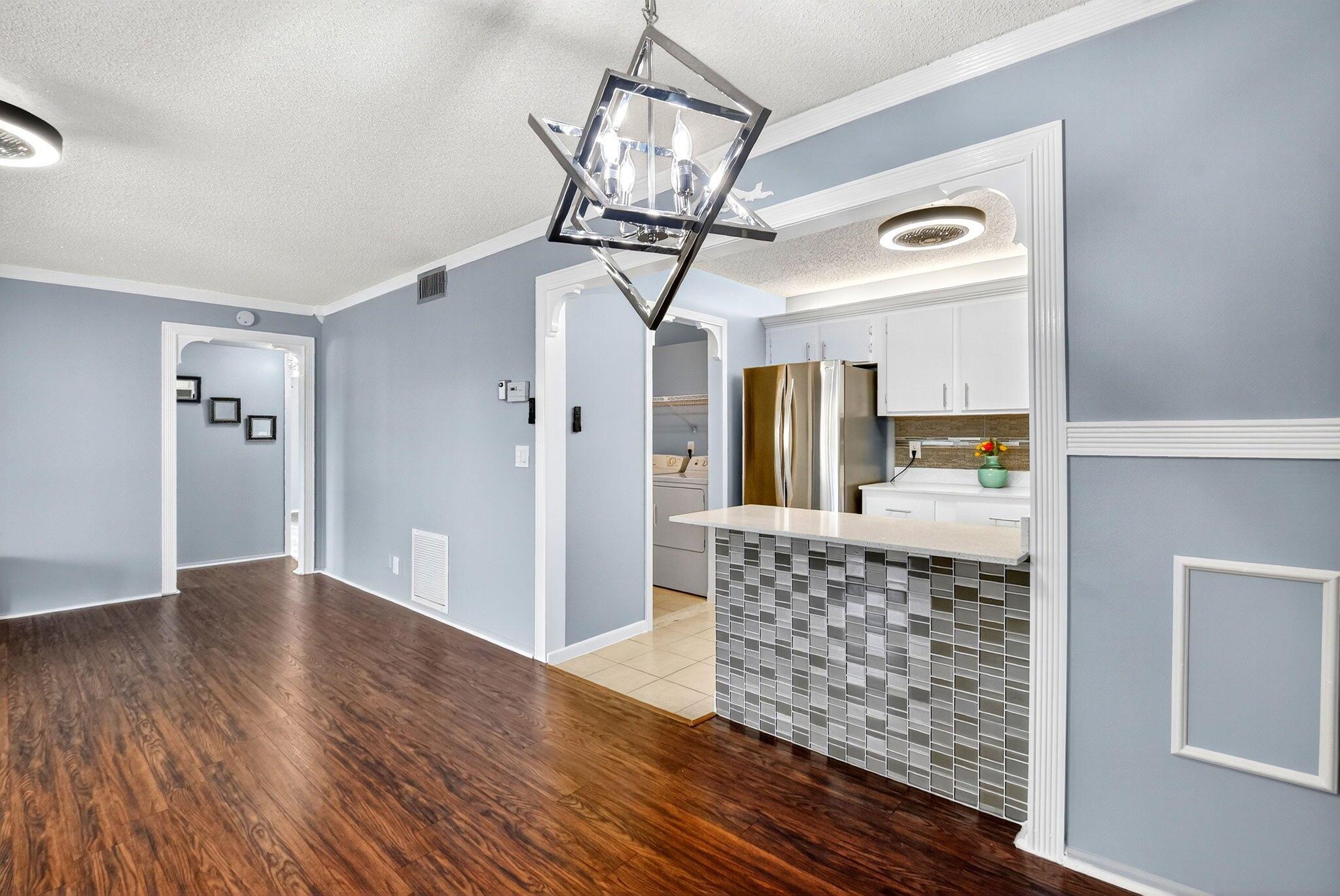 337 Knotty Pine Circle A-2