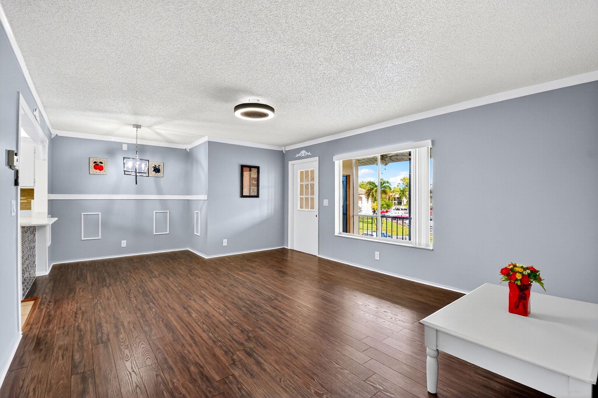 337 Knotty Pine Circle A-2