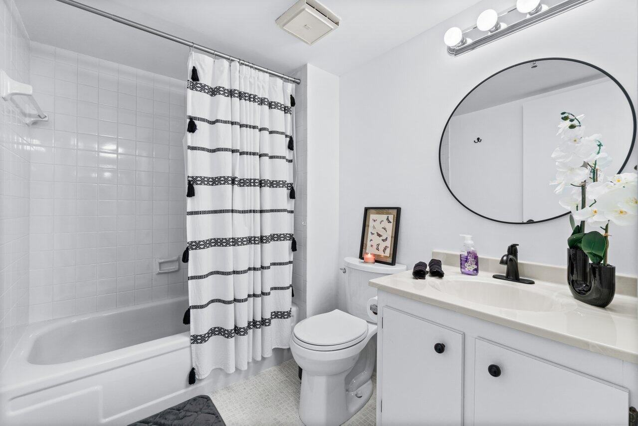 14623 Bonaire Boulevard 405