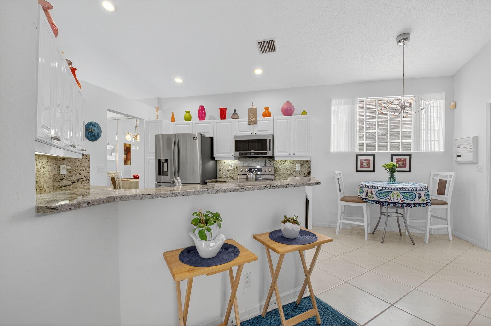 6032 Rossmoor Lakes Court