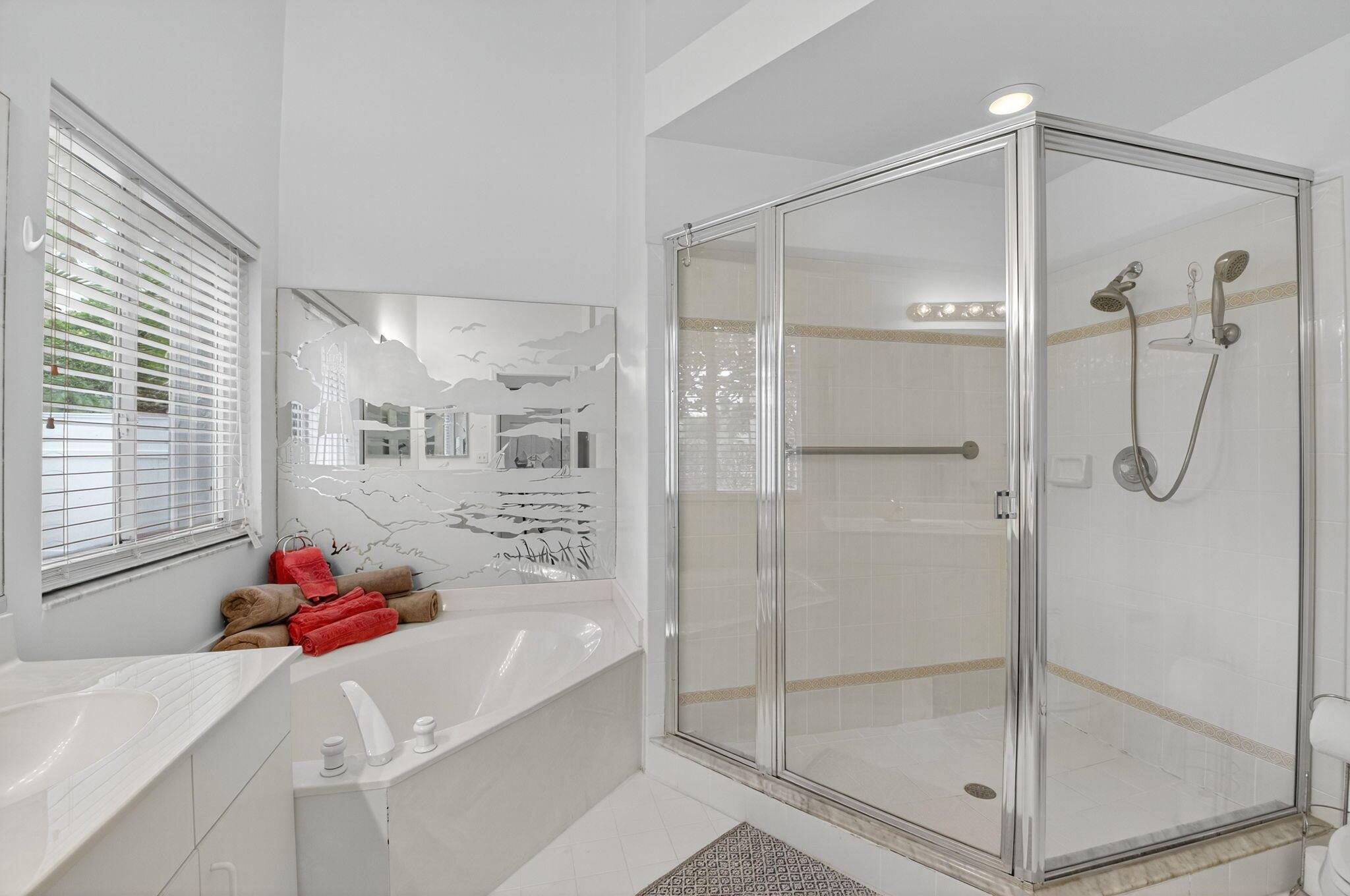 6032 Rossmoor Lakes Court