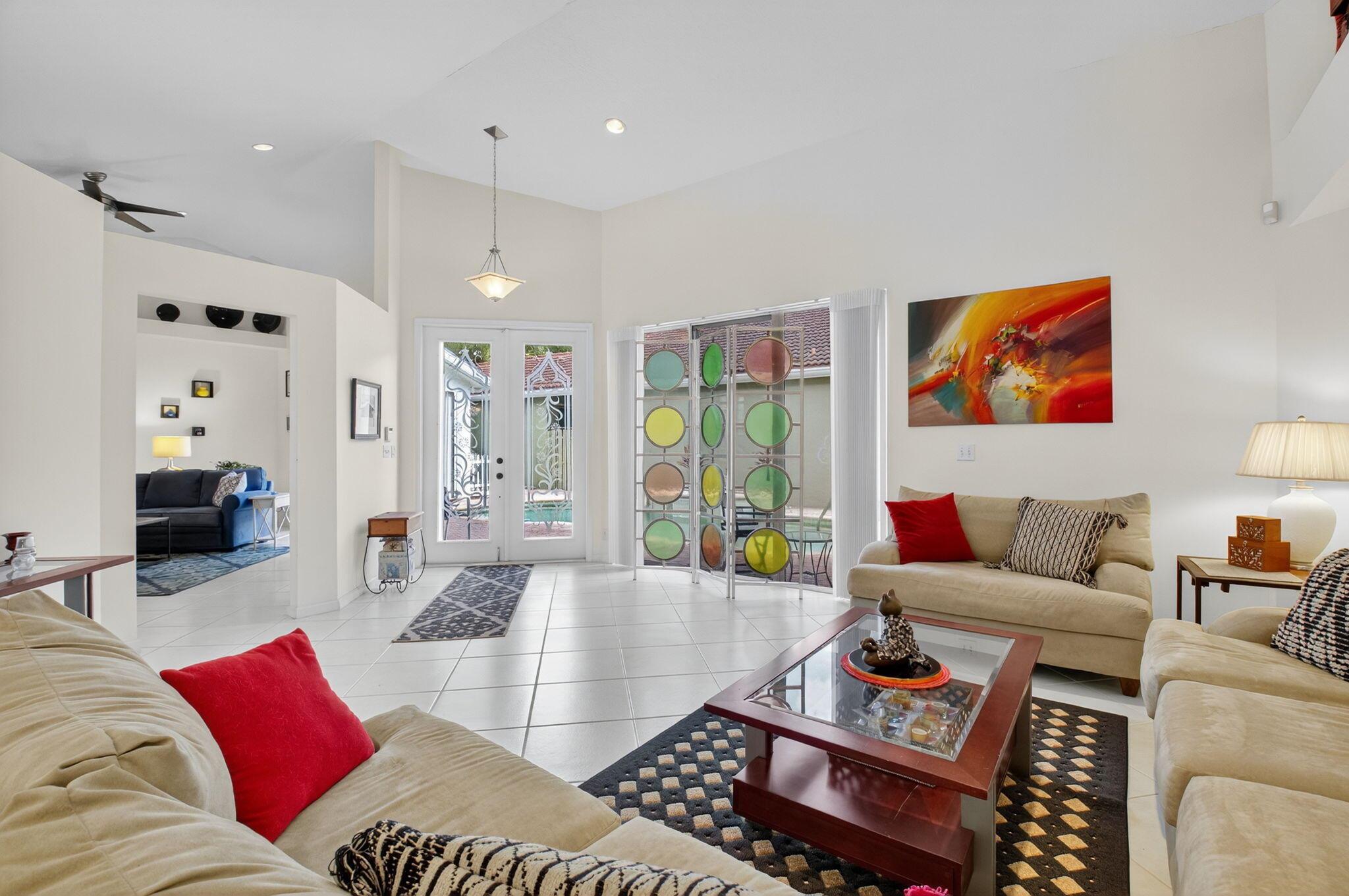 6032 Rossmoor Lakes Court