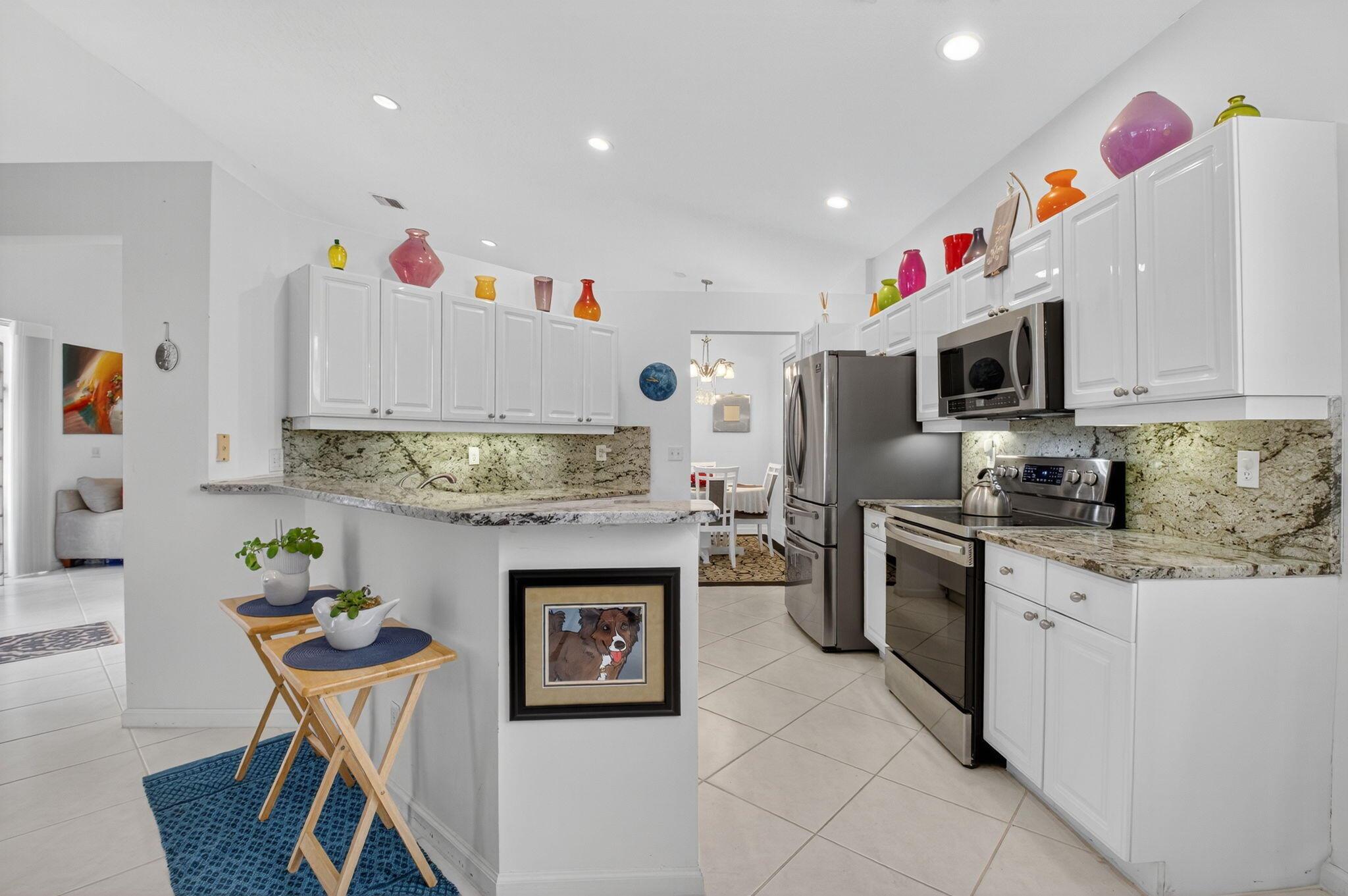 6032 Rossmoor Lakes Court