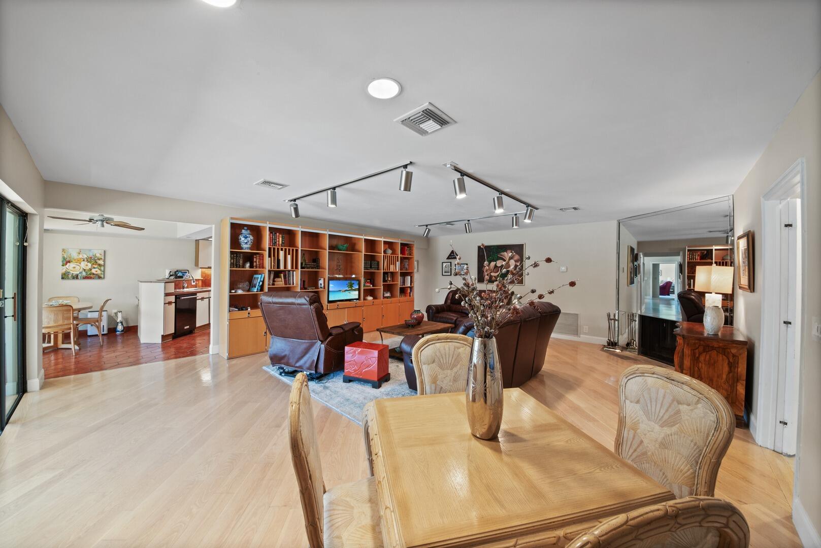 7 Inlet Cay Drive