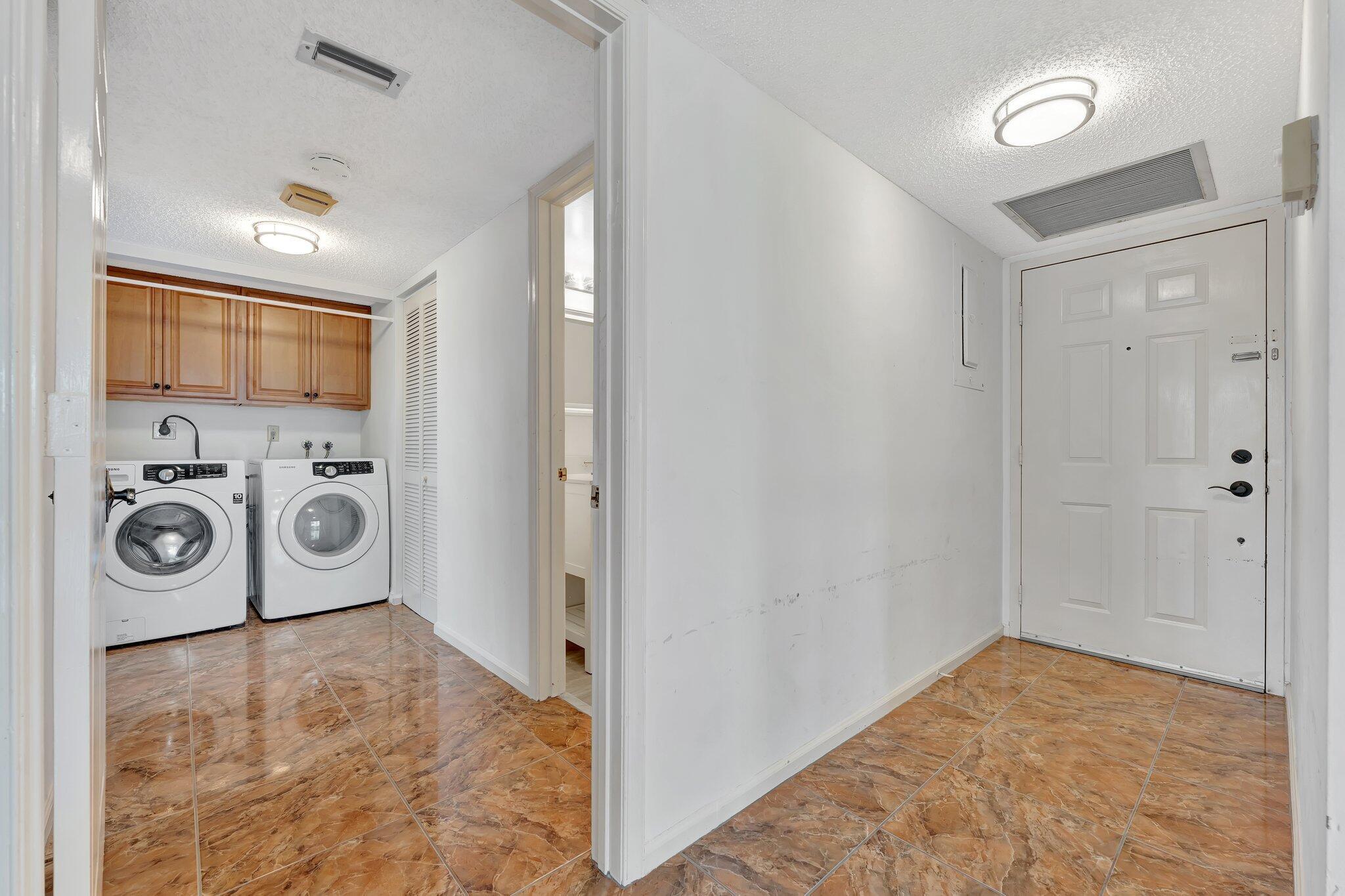 800 Jeffery 202 Street 202