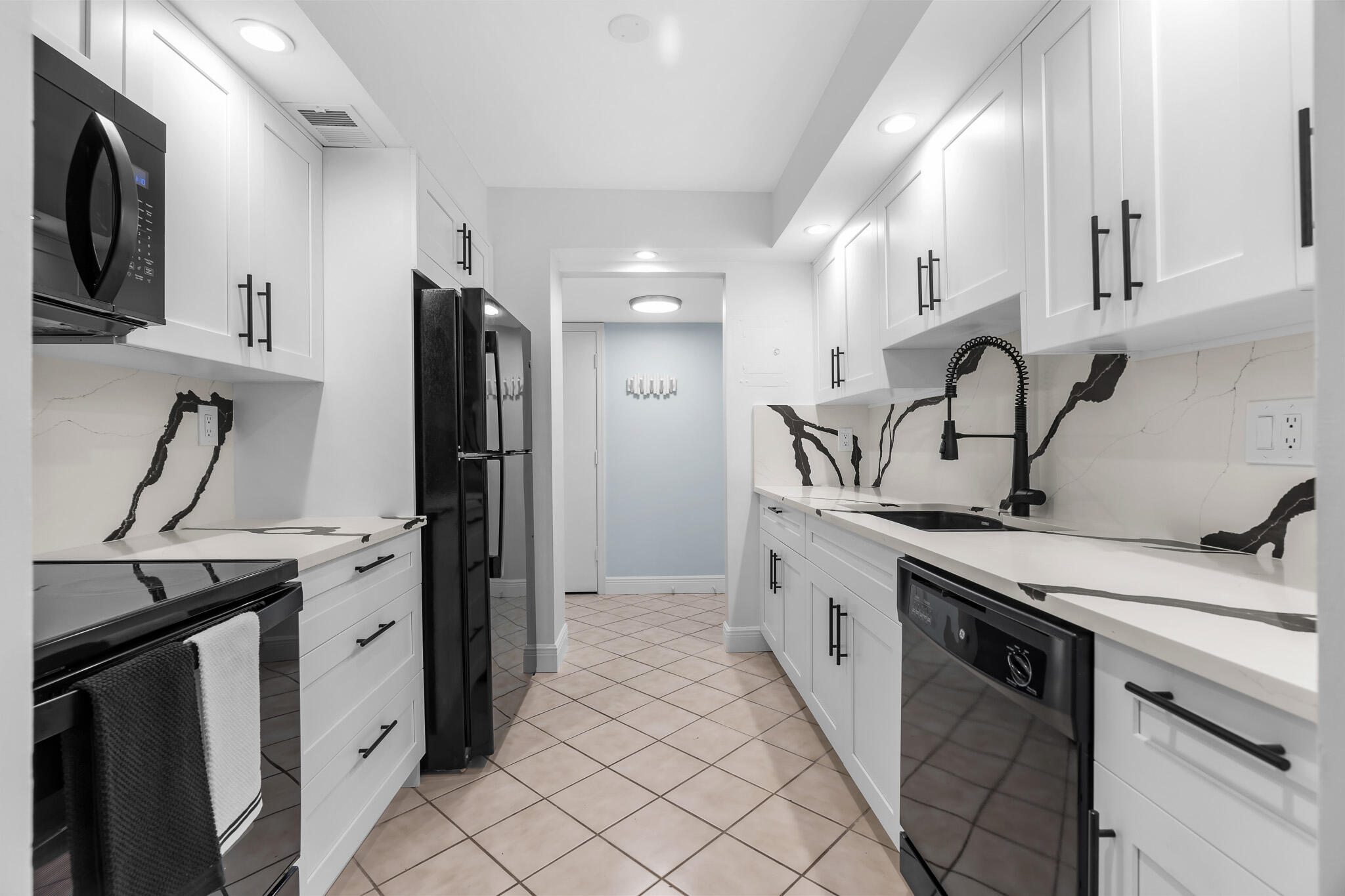 950 Ponce De Leon Road 207