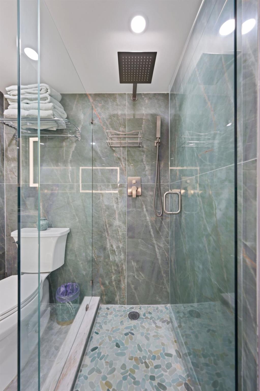 12 Royal Palm Way Unit 605