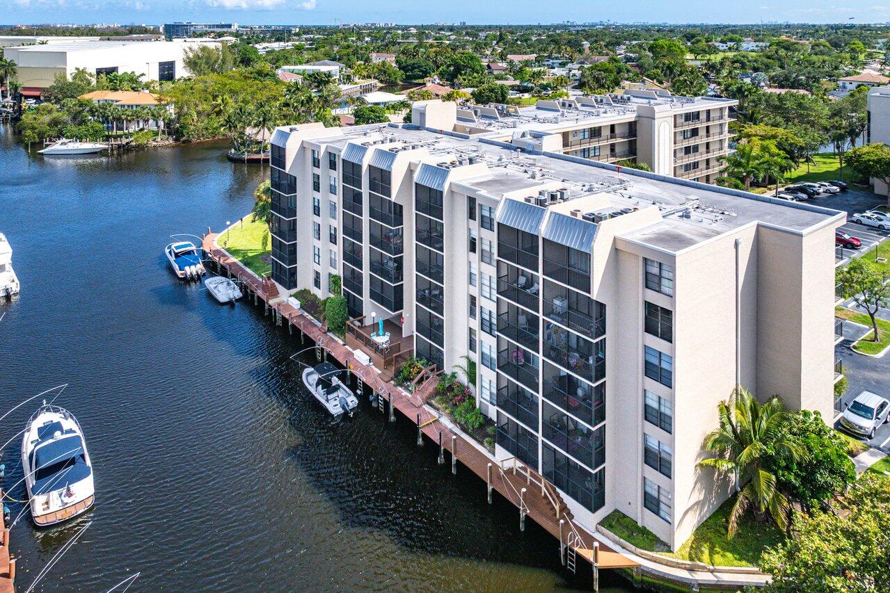12 Royal Palm Way Unit 605