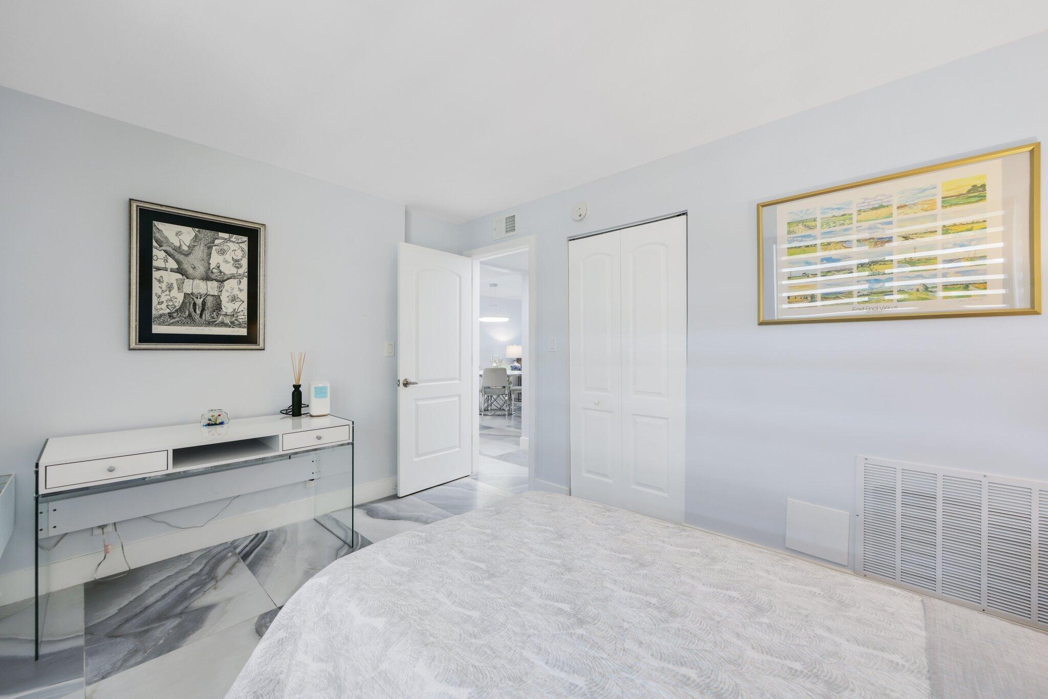 12 Royal Palm Way Unit 605