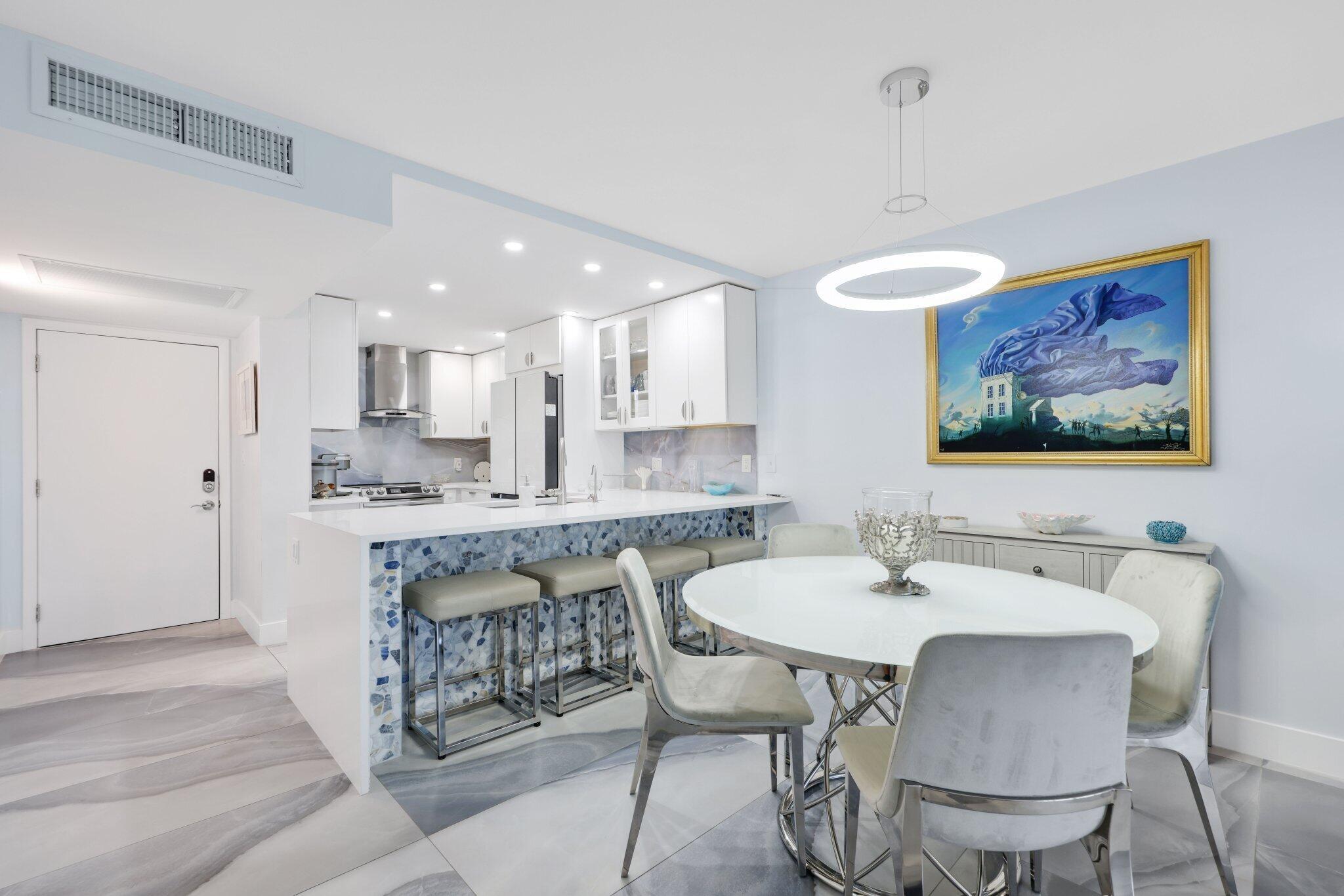 12 Royal Palm Way Unit 605