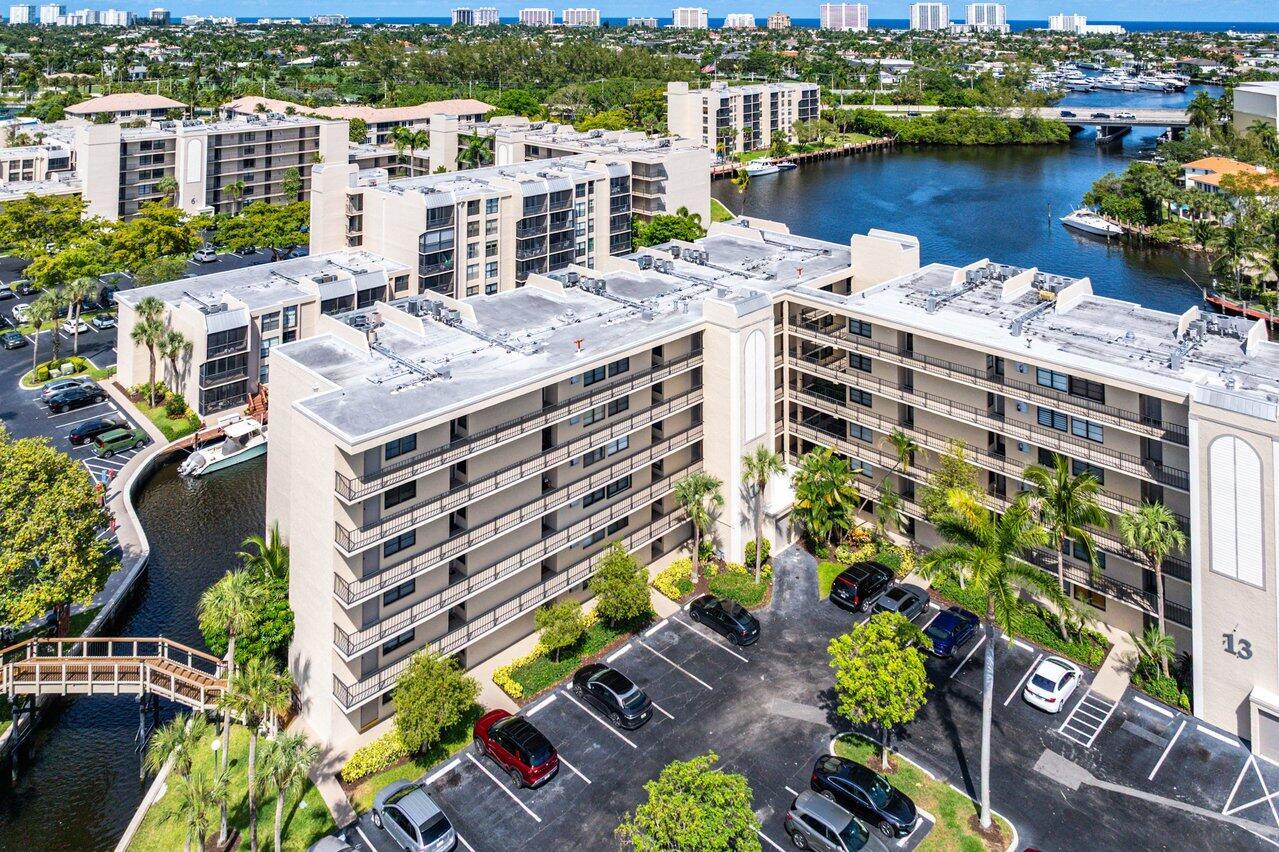 12 Royal Palm Way Unit 605