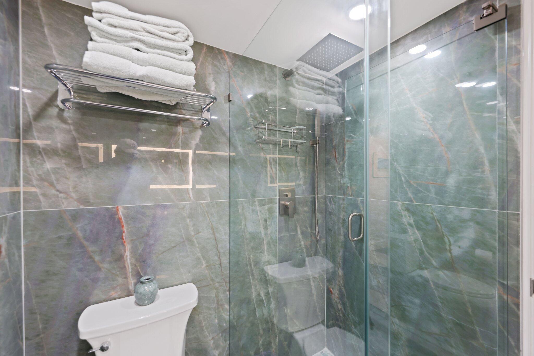 12 Royal Palm Way Unit 605