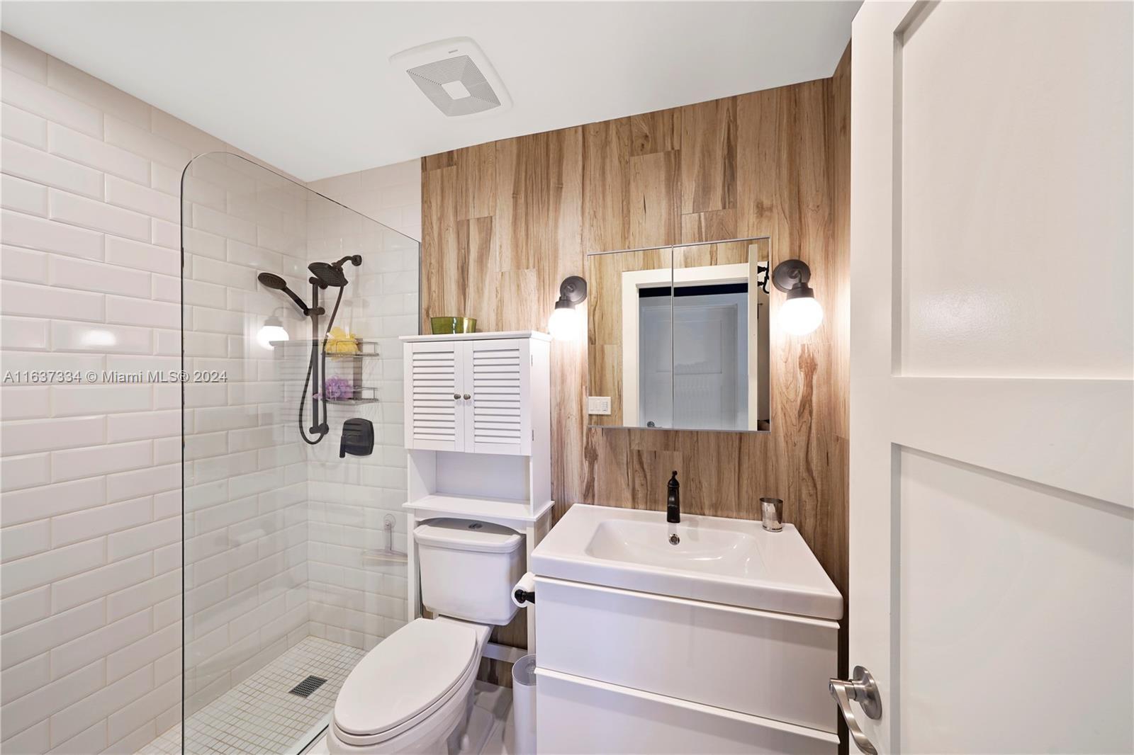 900 Atlantic Shores Boulevard 202