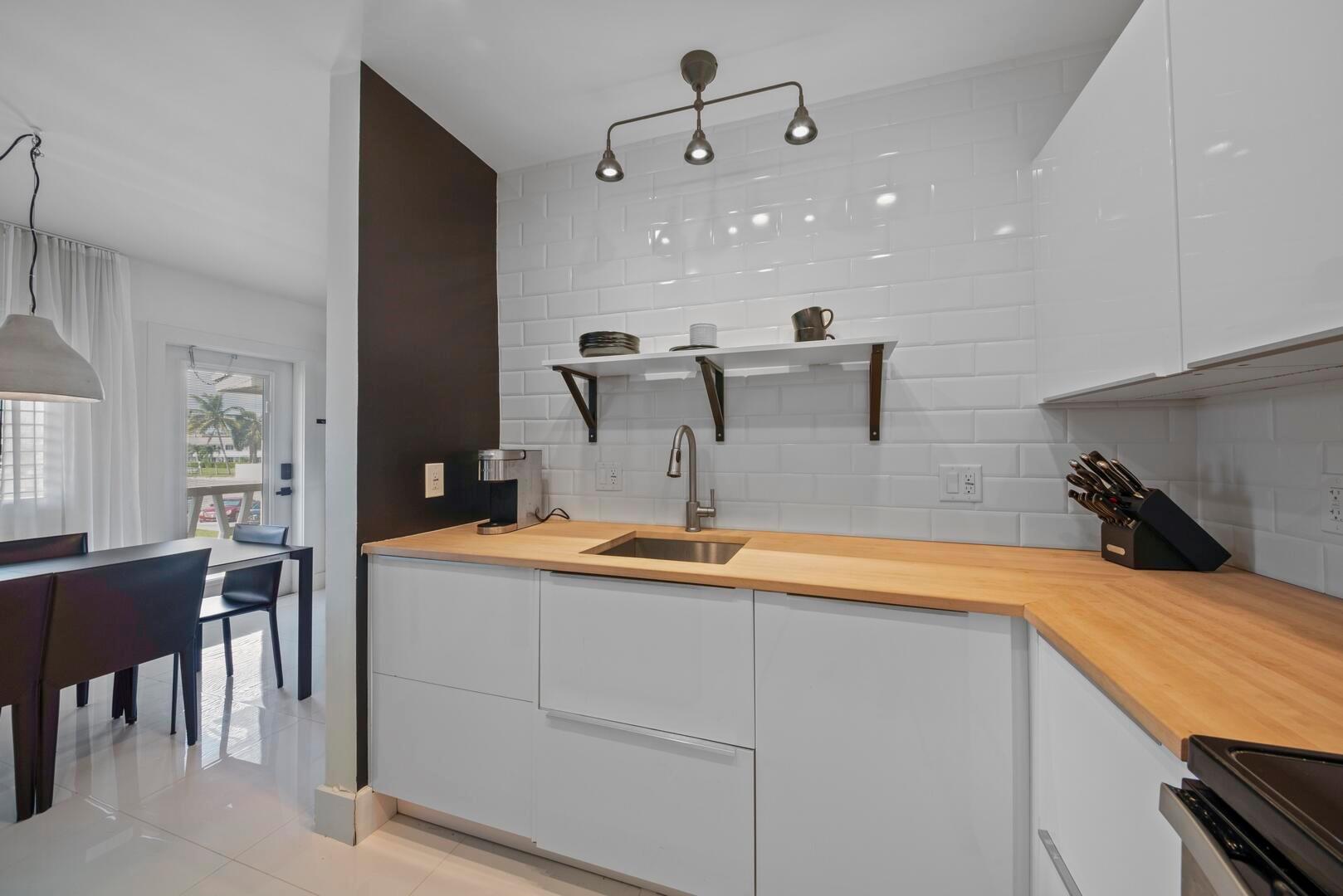 900 Atlantic Shores Boulevard 202