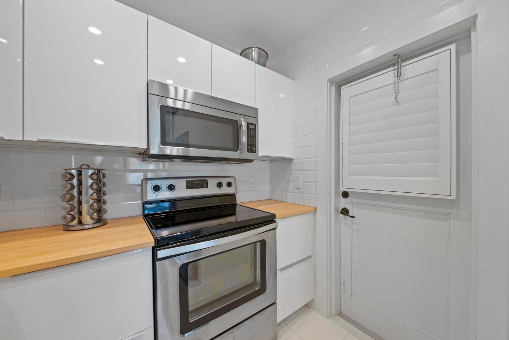 900 Atlantic Shores Boulevard 202