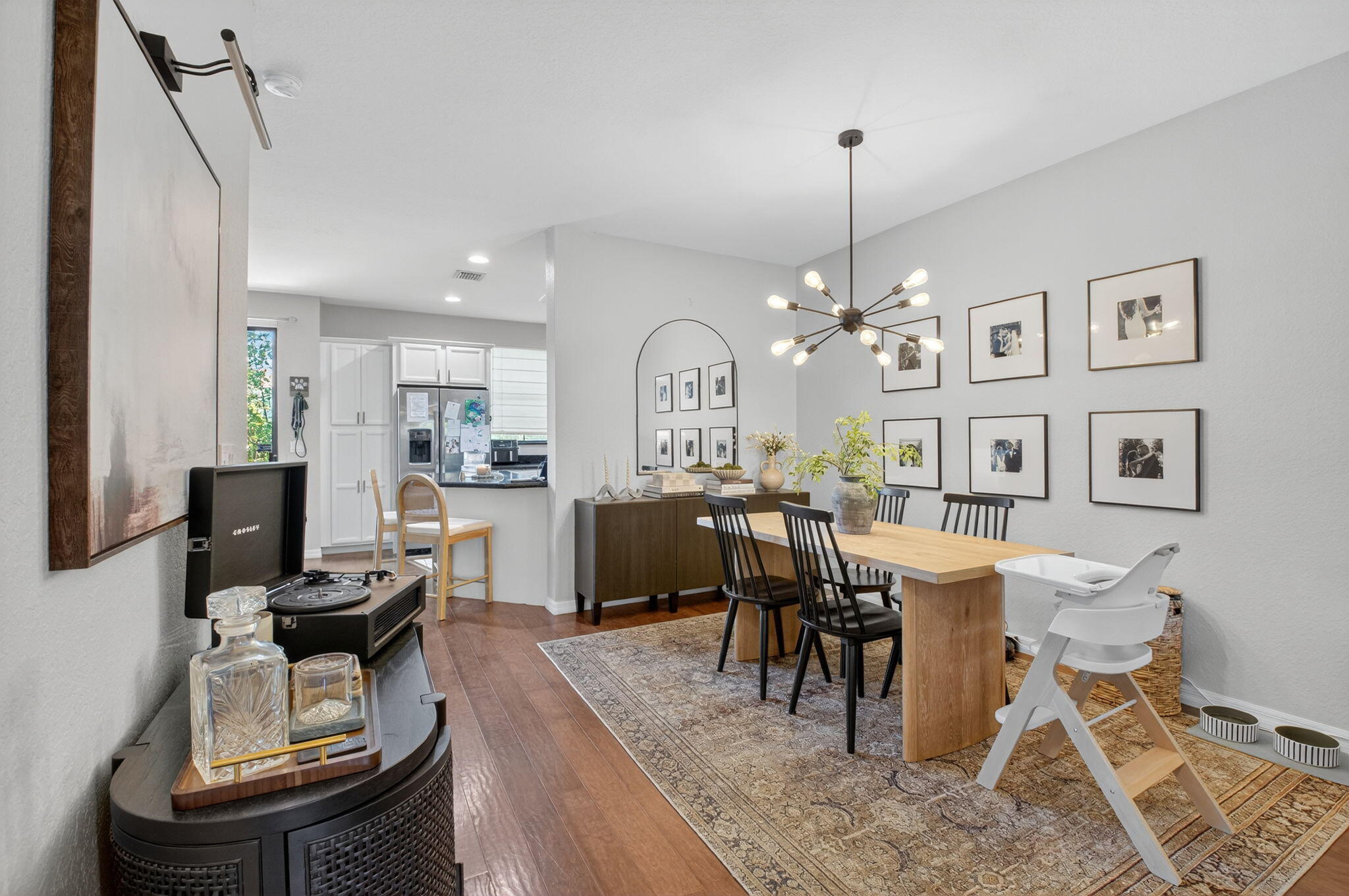 148 W Astor Circle
