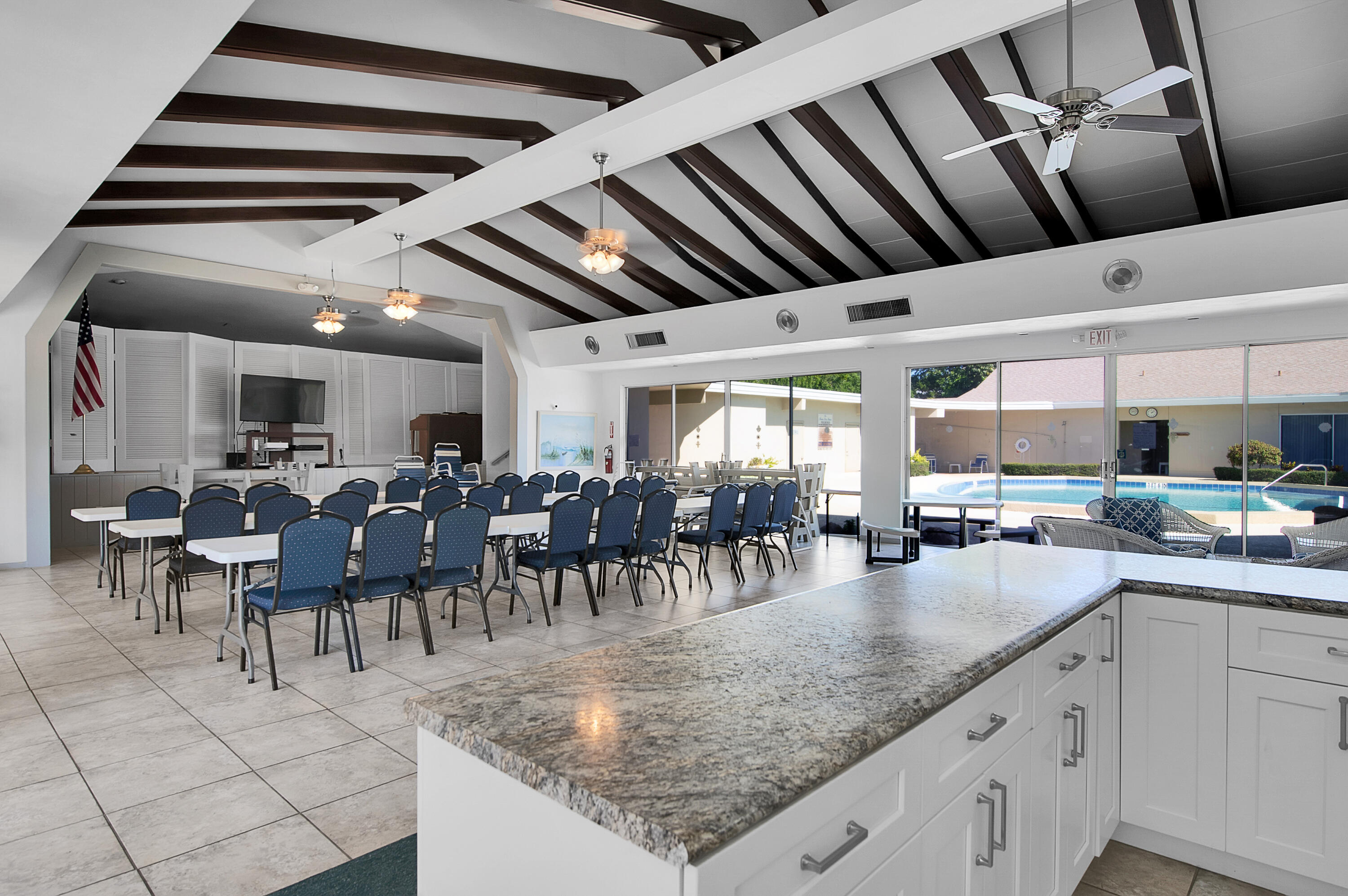 312 NE 17th Avenue 202