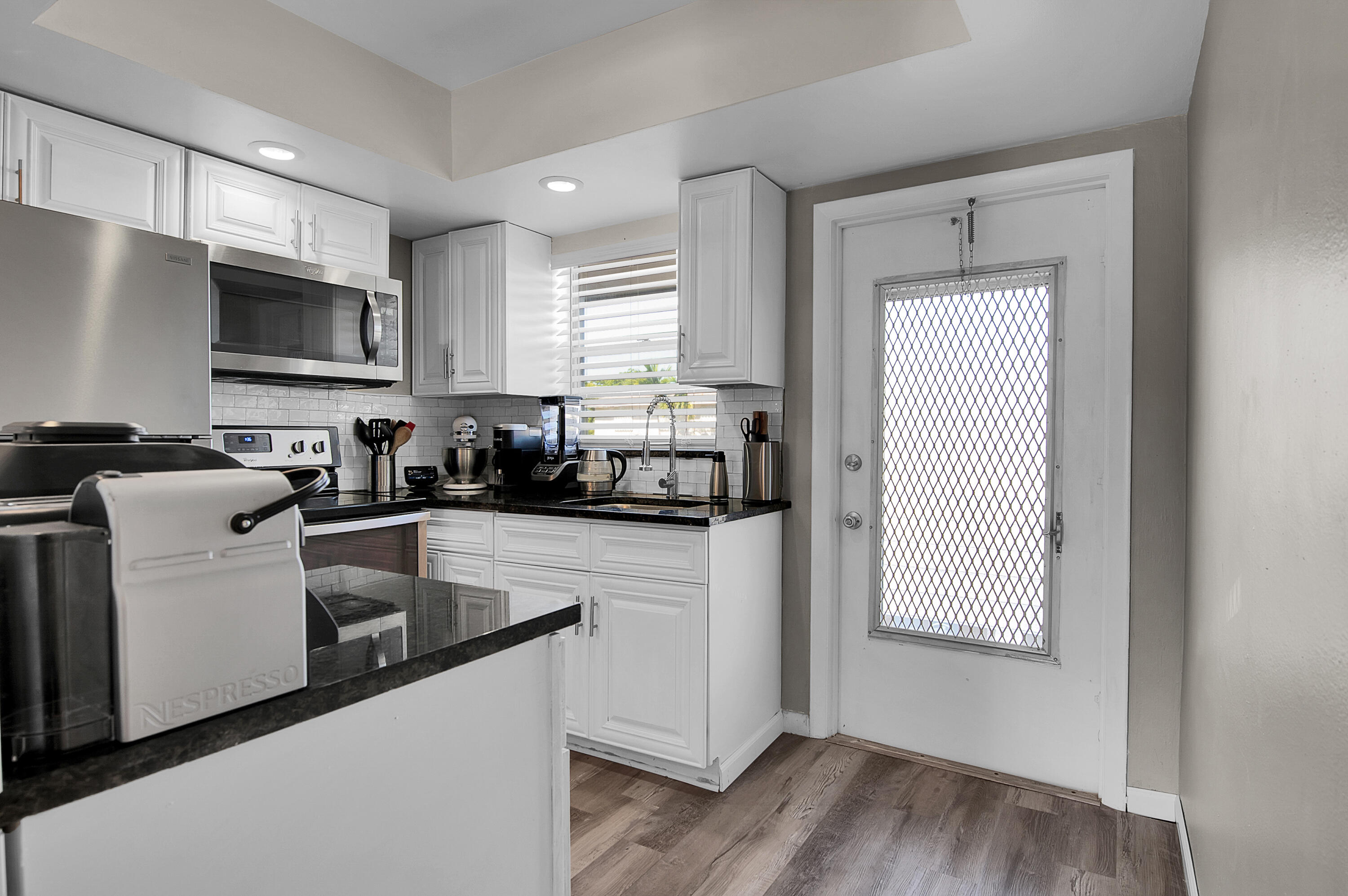 312 NE 17th Avenue 202