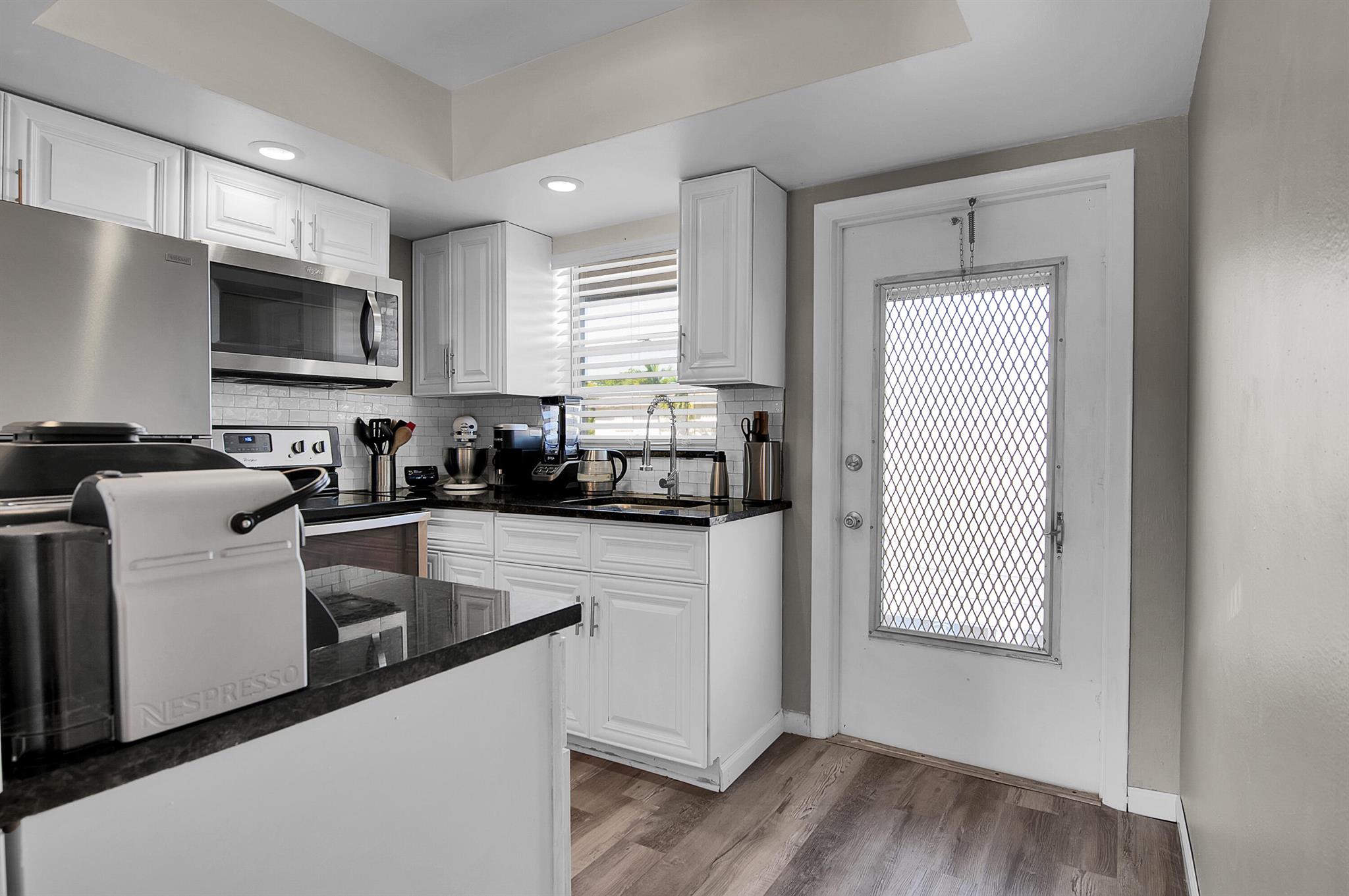 312 NE 17th Avenue 202