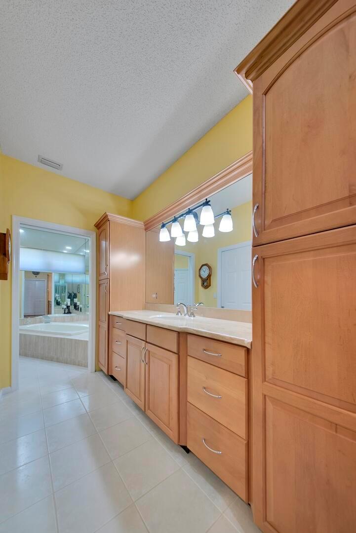 19261 Cherry Hills Terrace