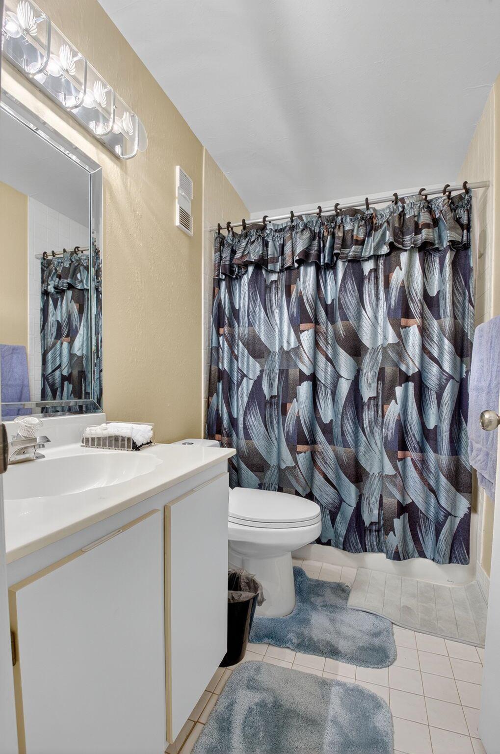 6234 Pointe Regal Circle