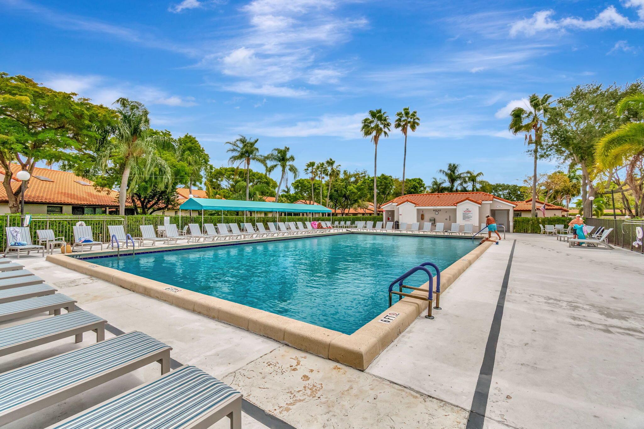 6234 Pointe Regal Circle