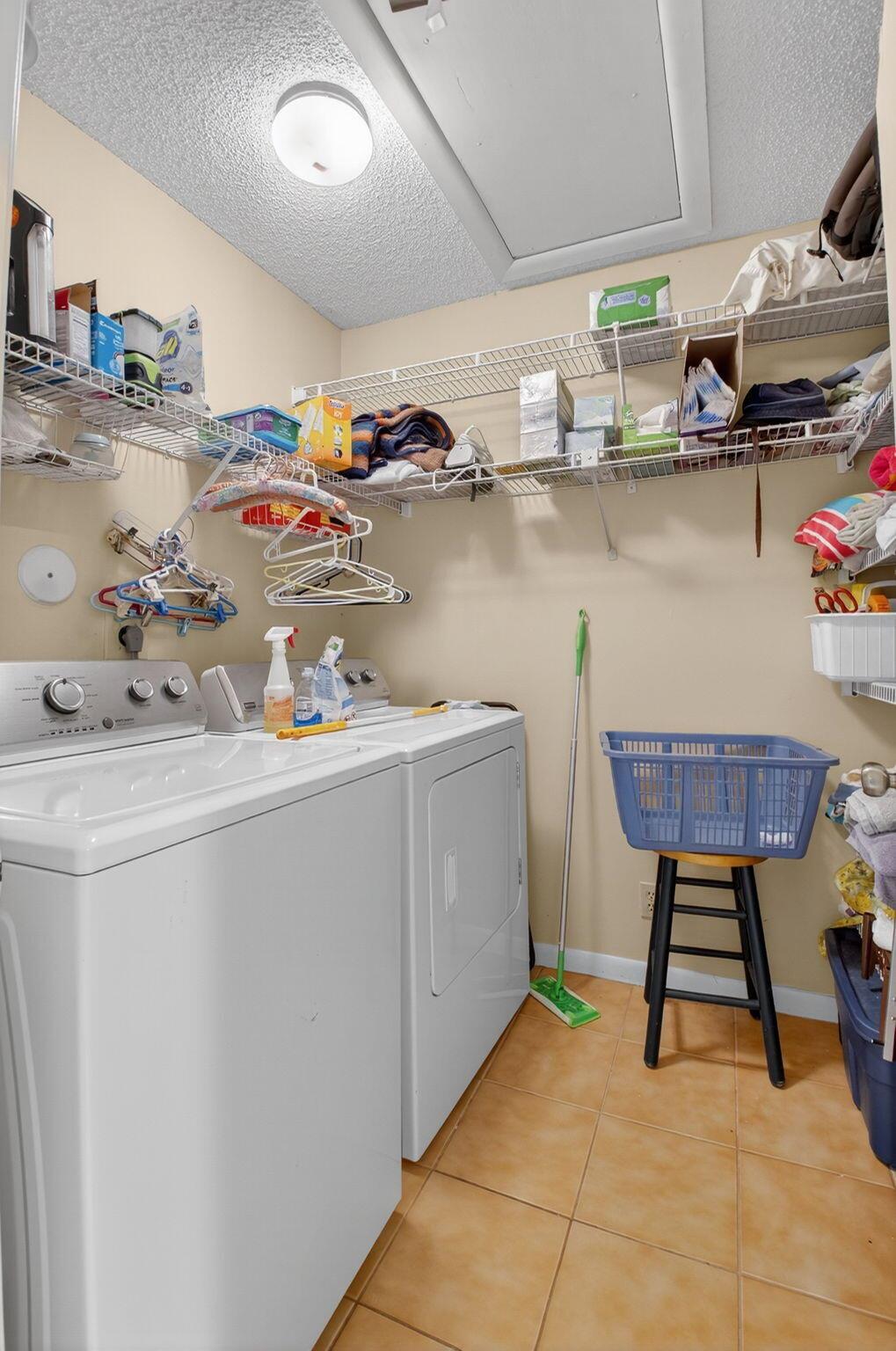 6234 Pointe Regal Circle