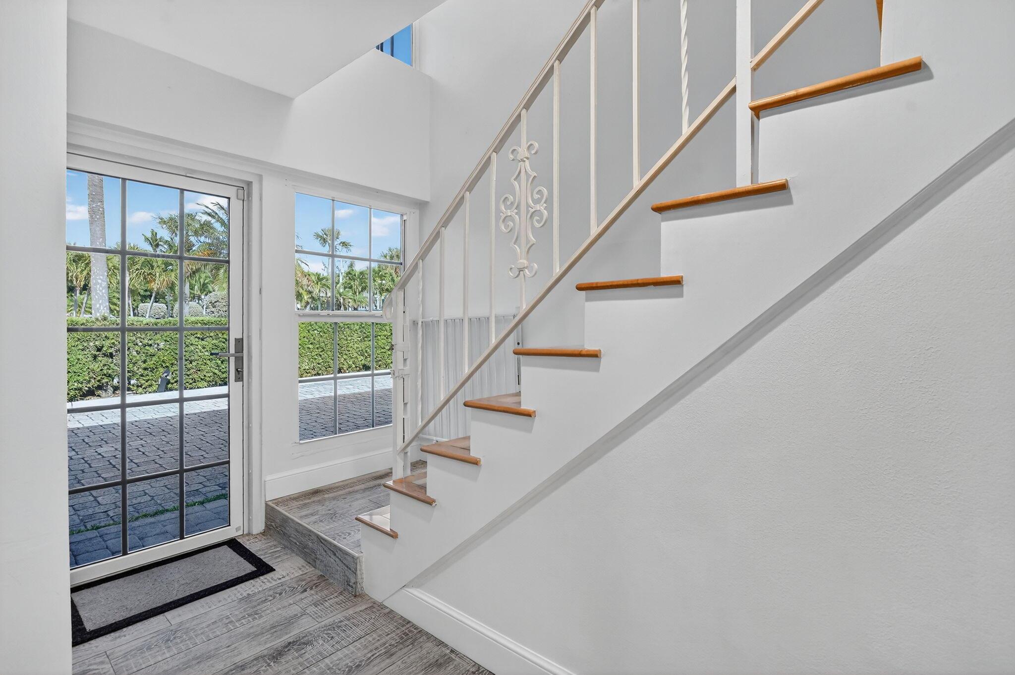 1194 Hillsboro Mile 74