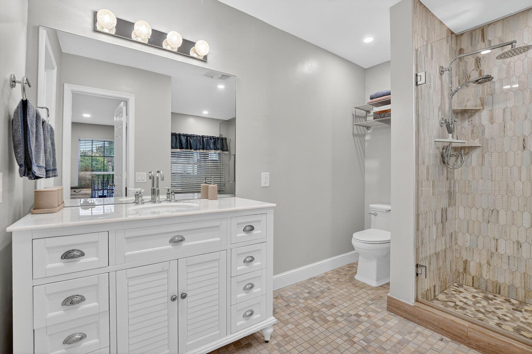 1194 Hillsboro Mile 74