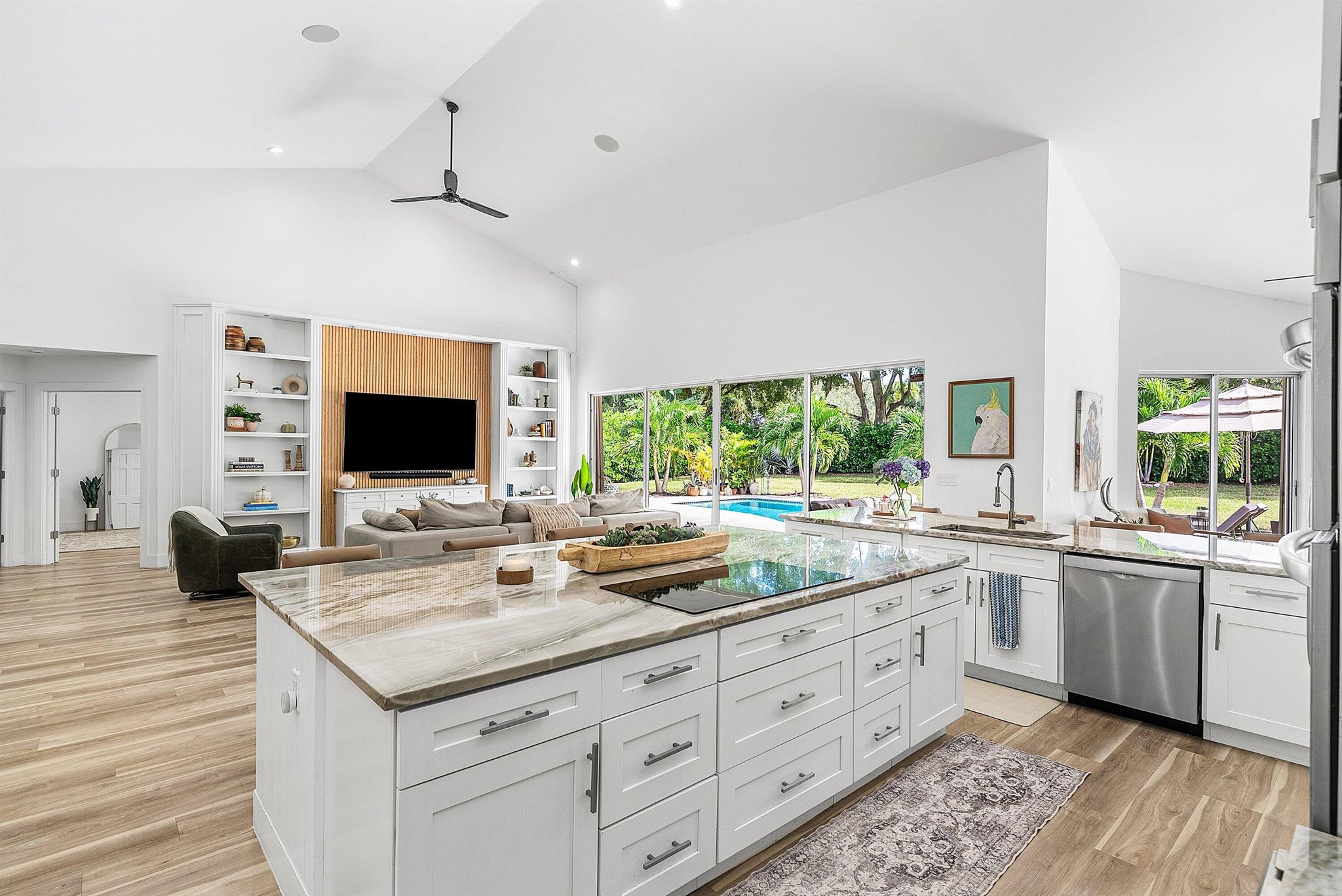 4408 Woodfield Boulevard