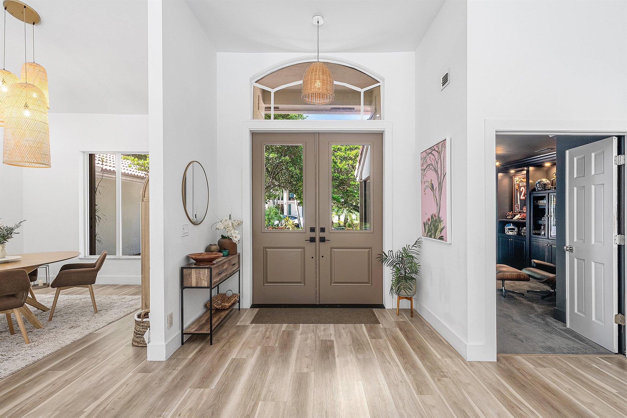 4408 Woodfield Boulevard