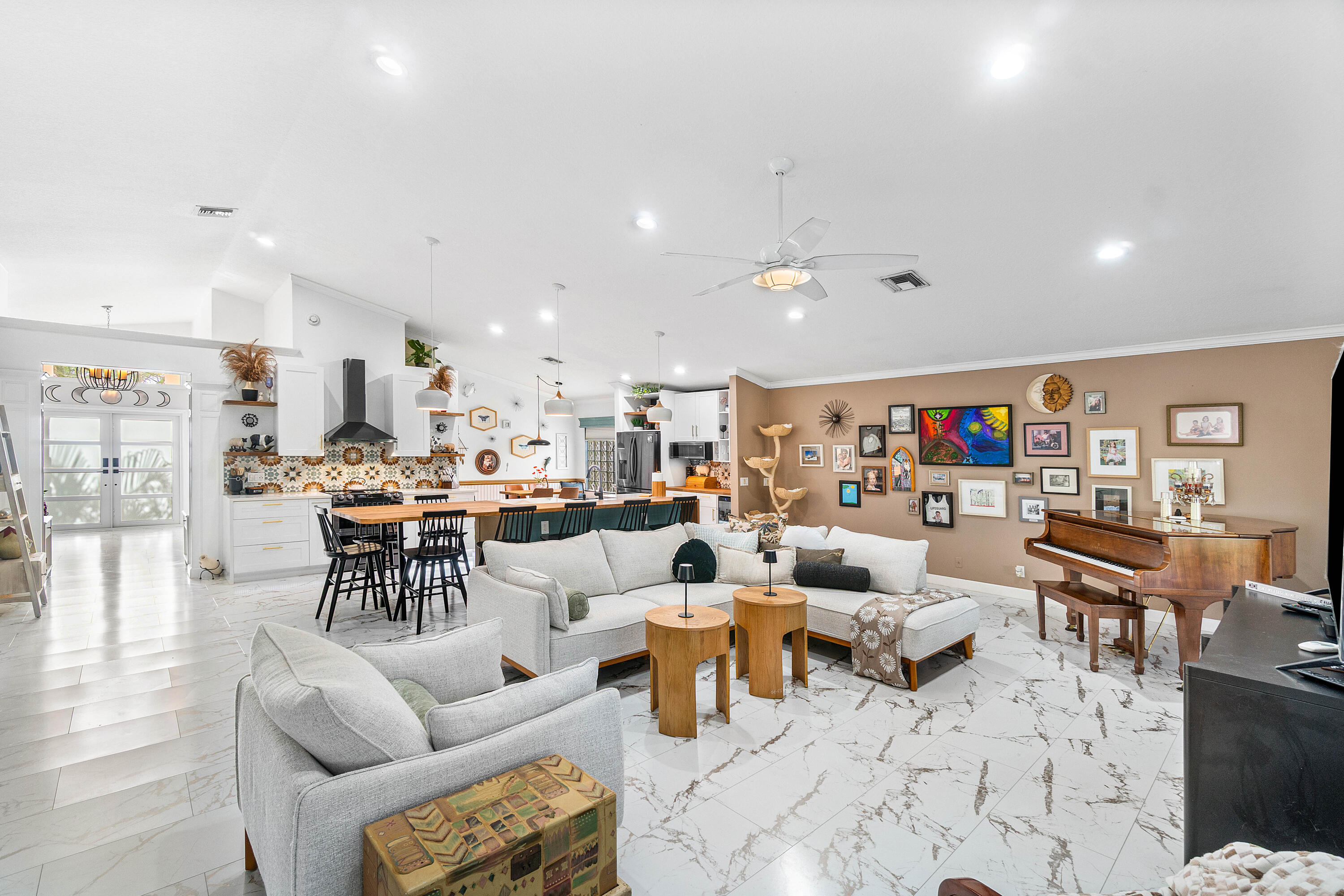 6805 Sun River Road
