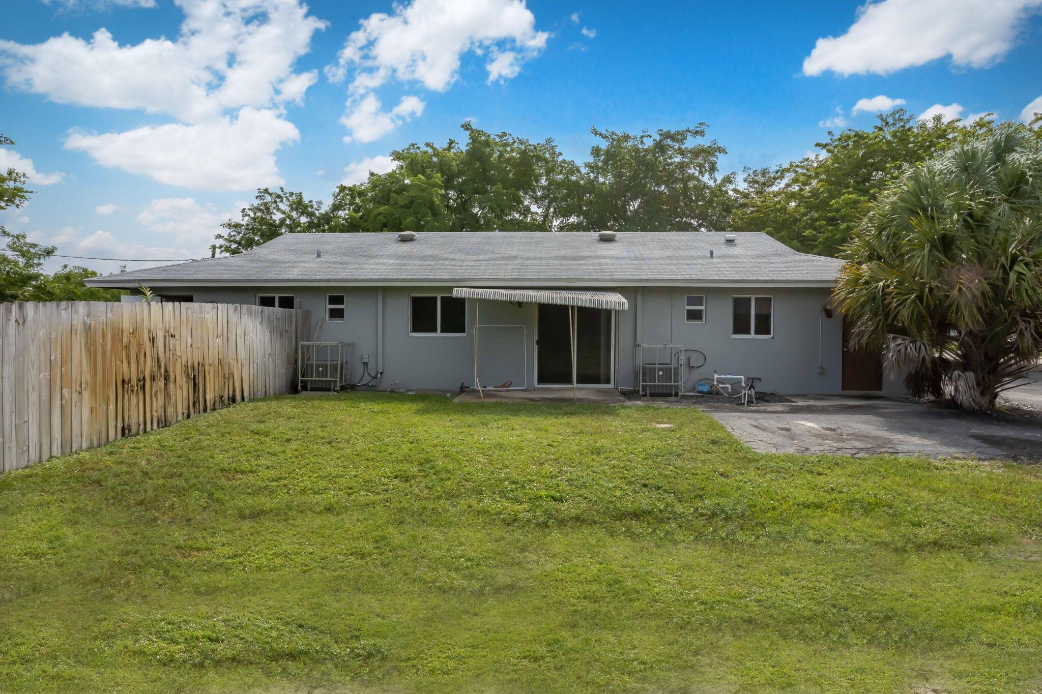 2227 NE 3rd Avenue 1 & 2