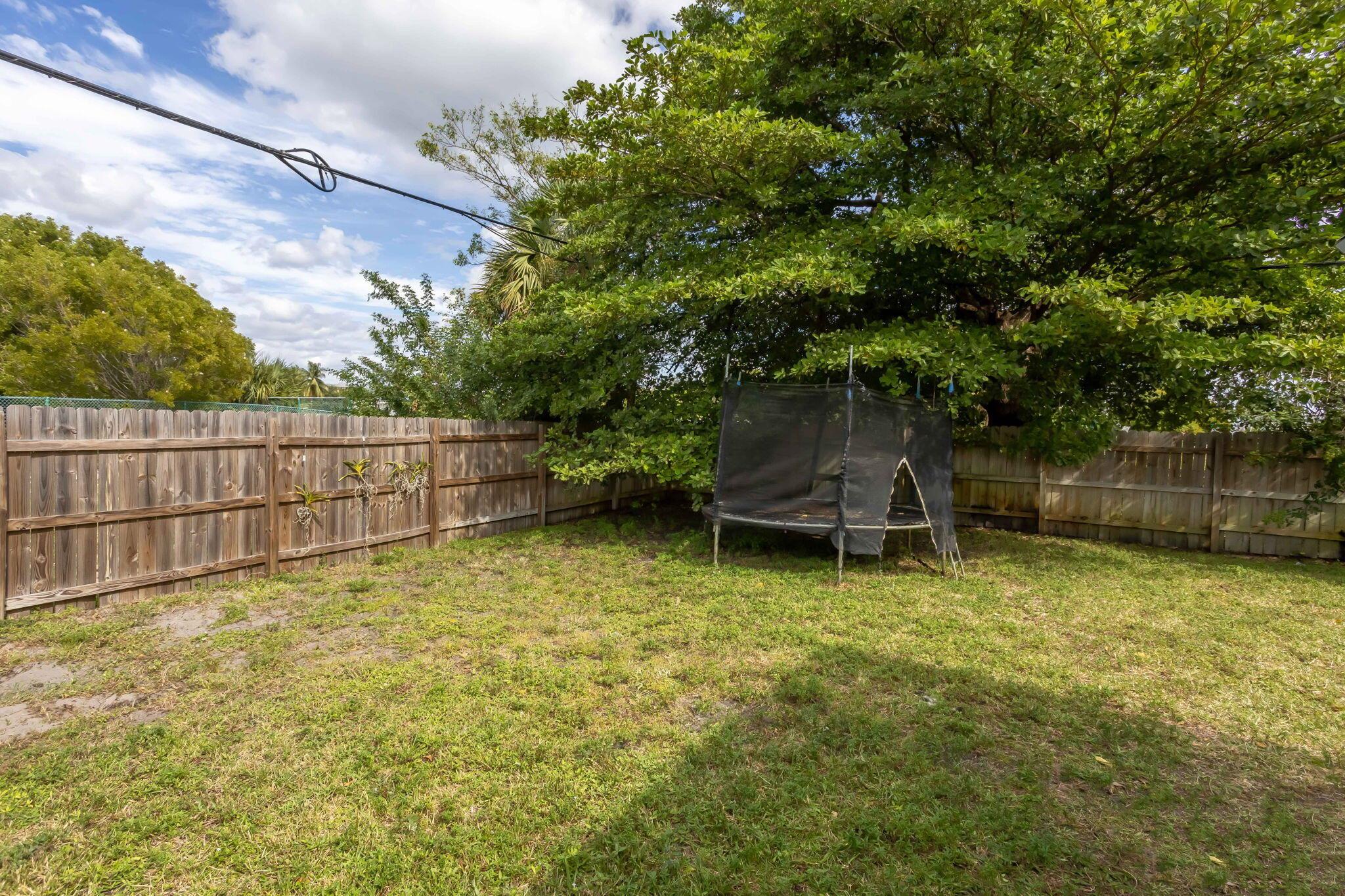 2227 NE 3rd Avenue 1 & 2