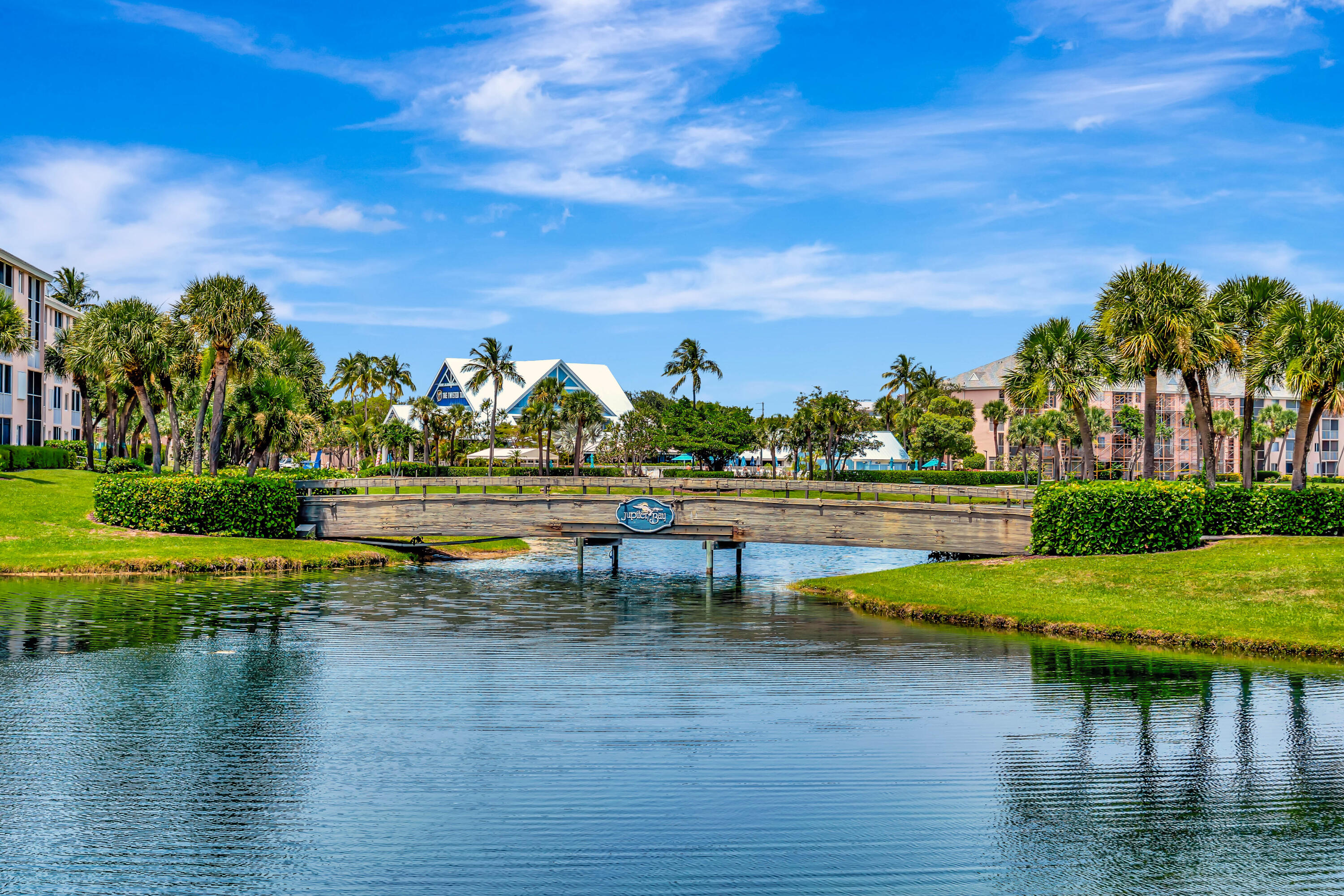 353 S Us Highway 1 A4