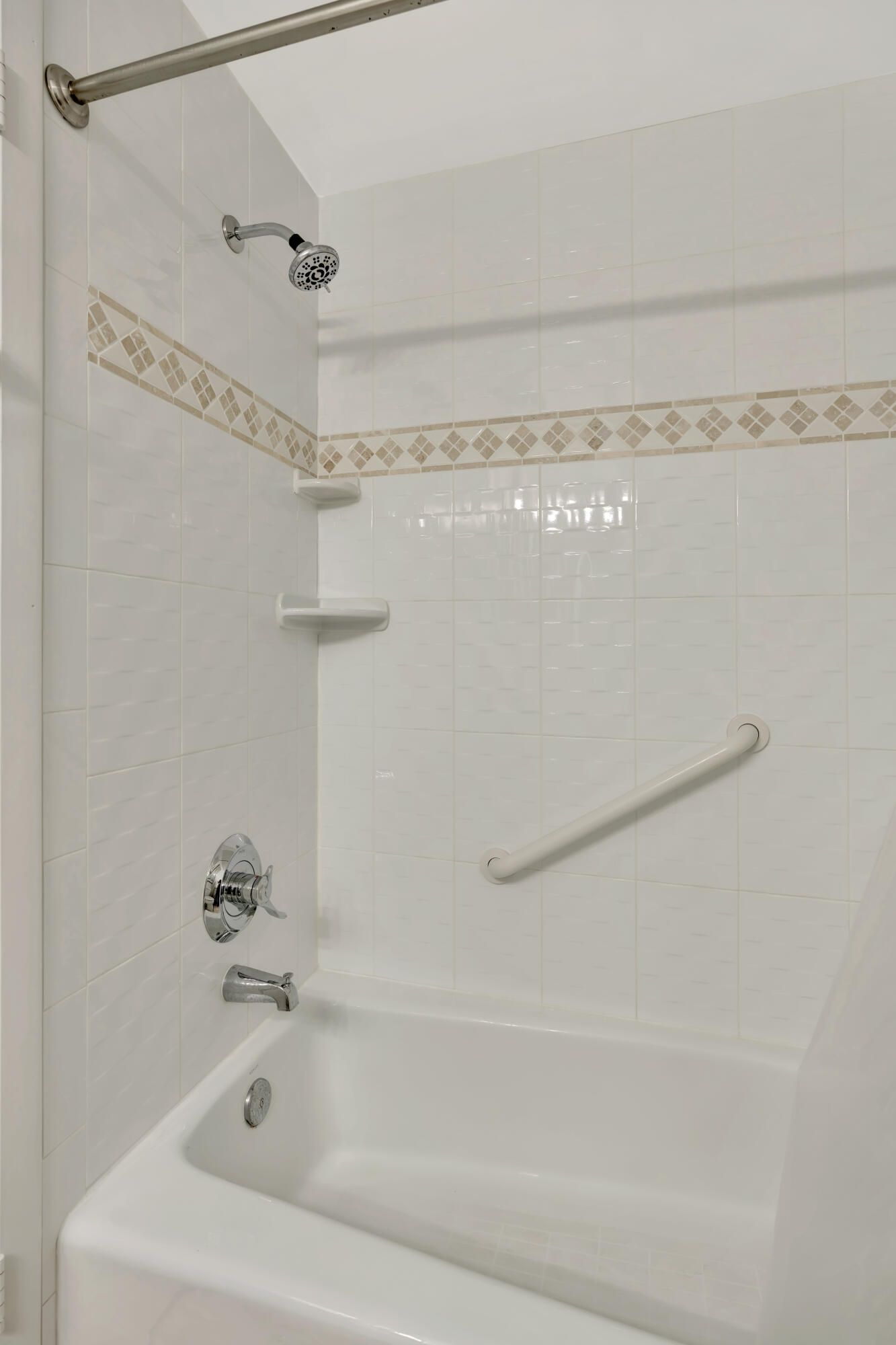 353 S Us Highway 1 A4