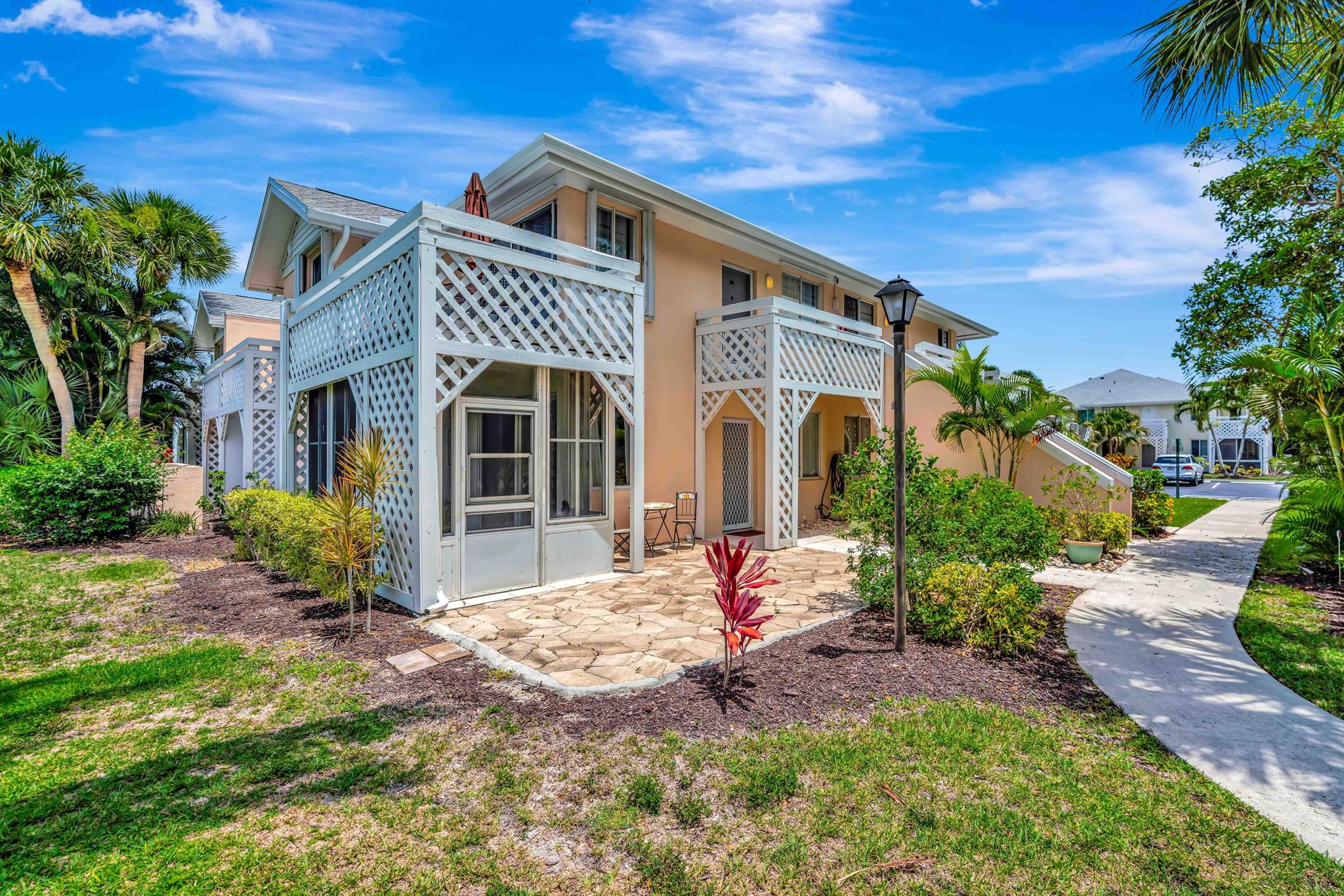 353 S Us Highway 1 A4