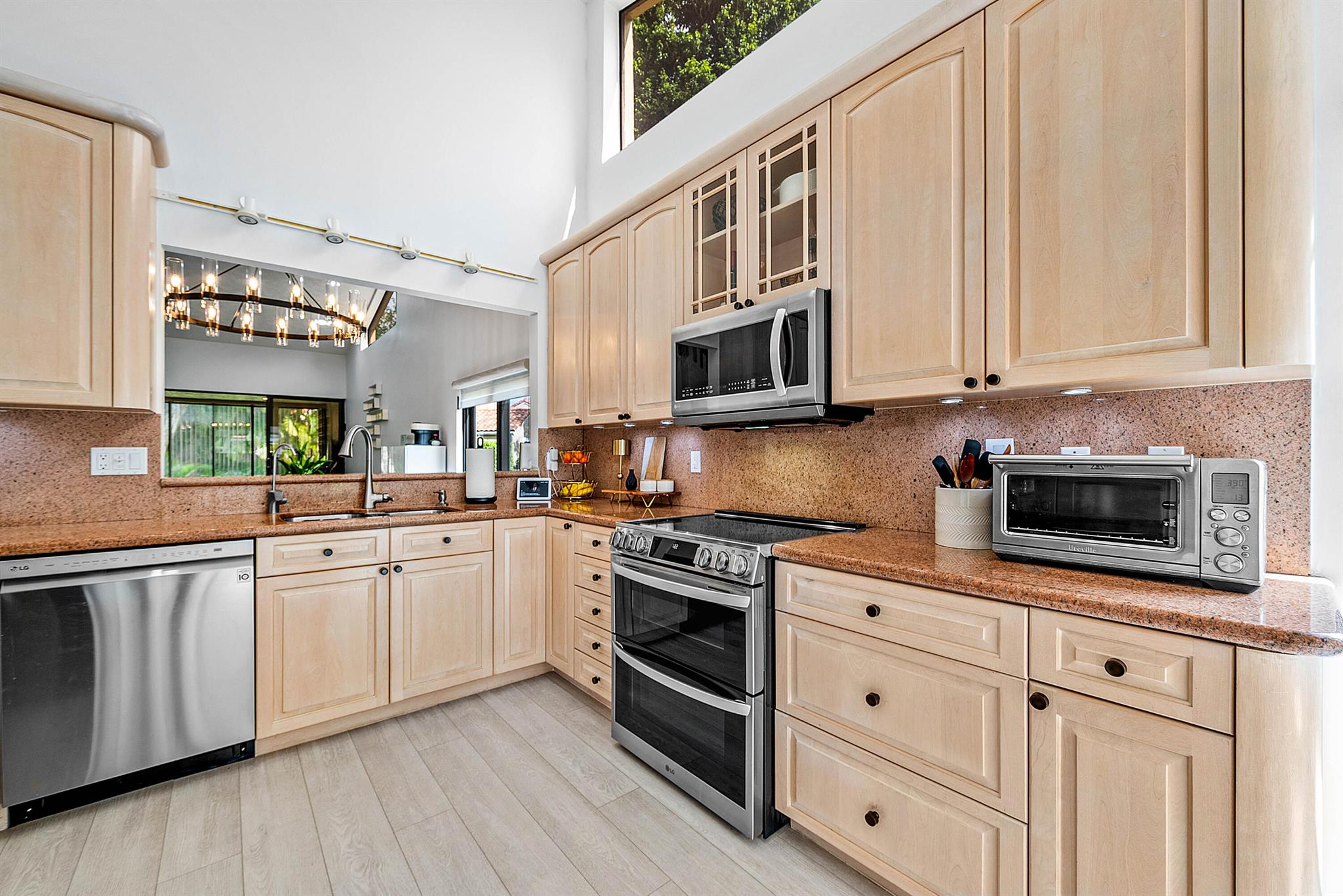 22627 Meridiana Drive