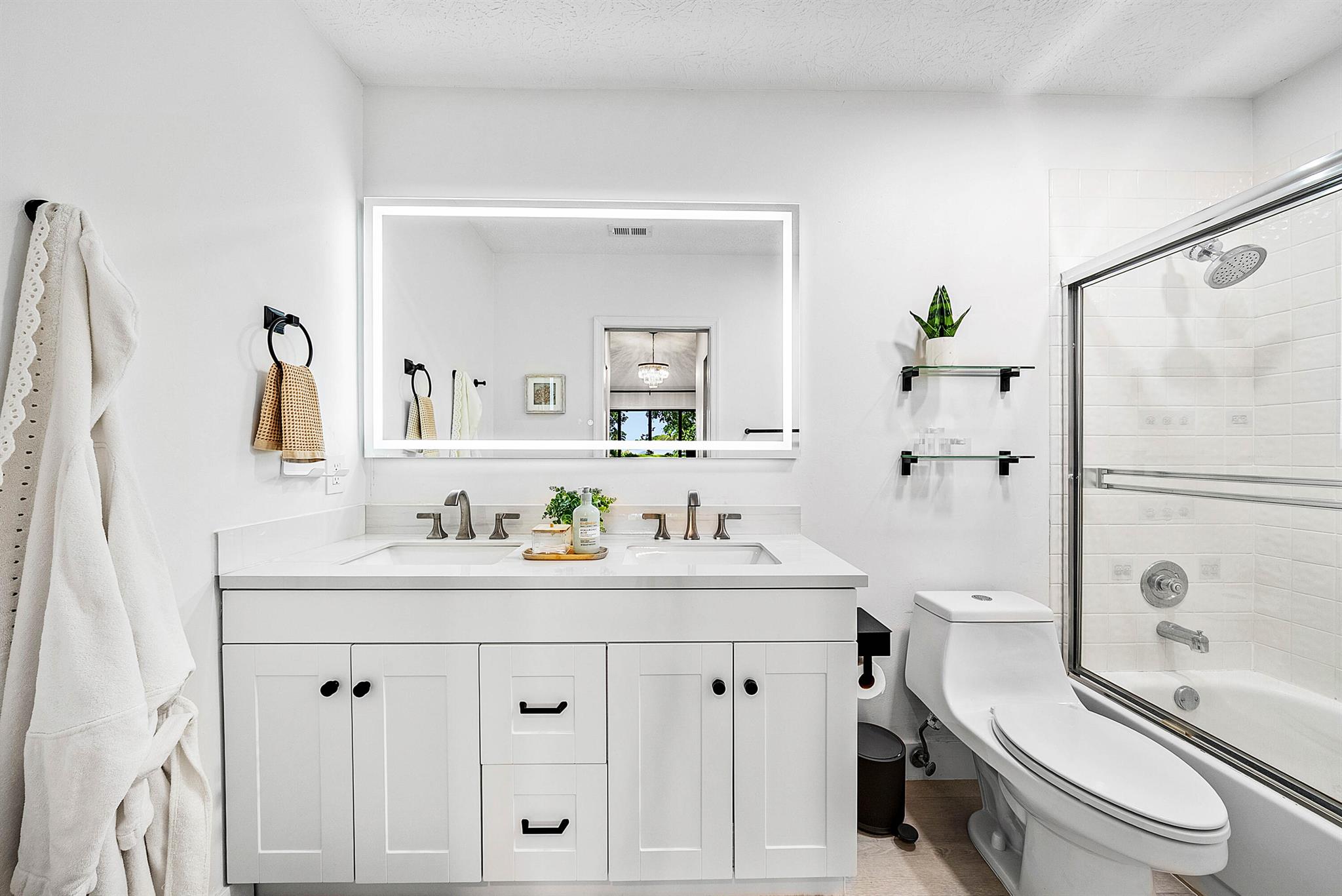 22627 Meridiana Drive