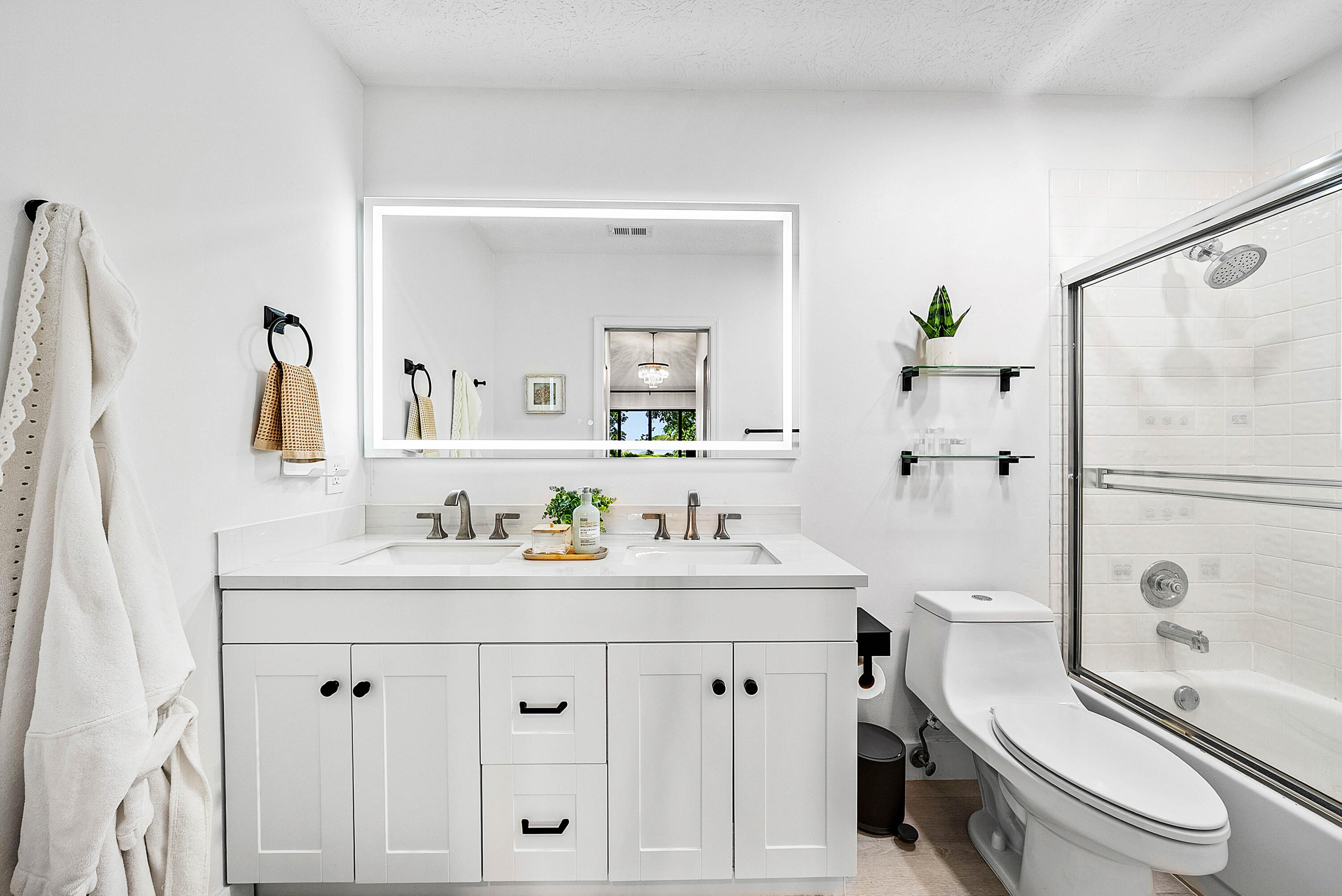 22627 Meridiana Drive