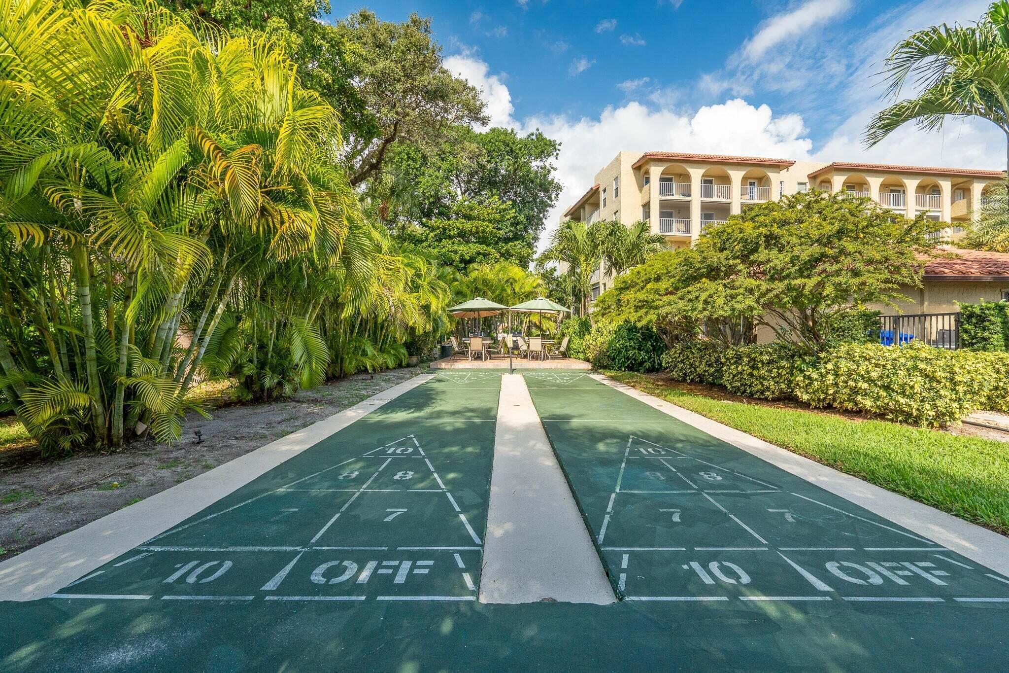 950 Ponce De Leon Road 208