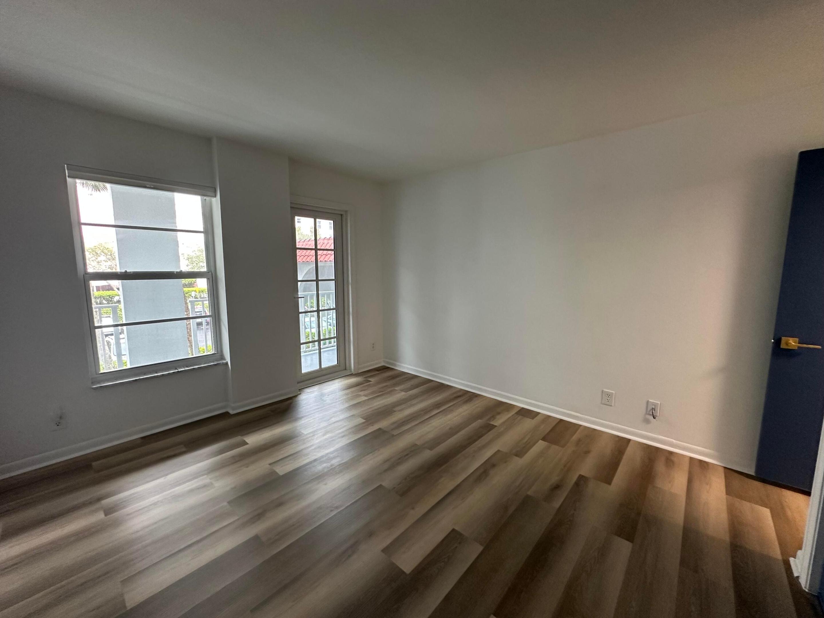 950 Ponce De Leon Road 208