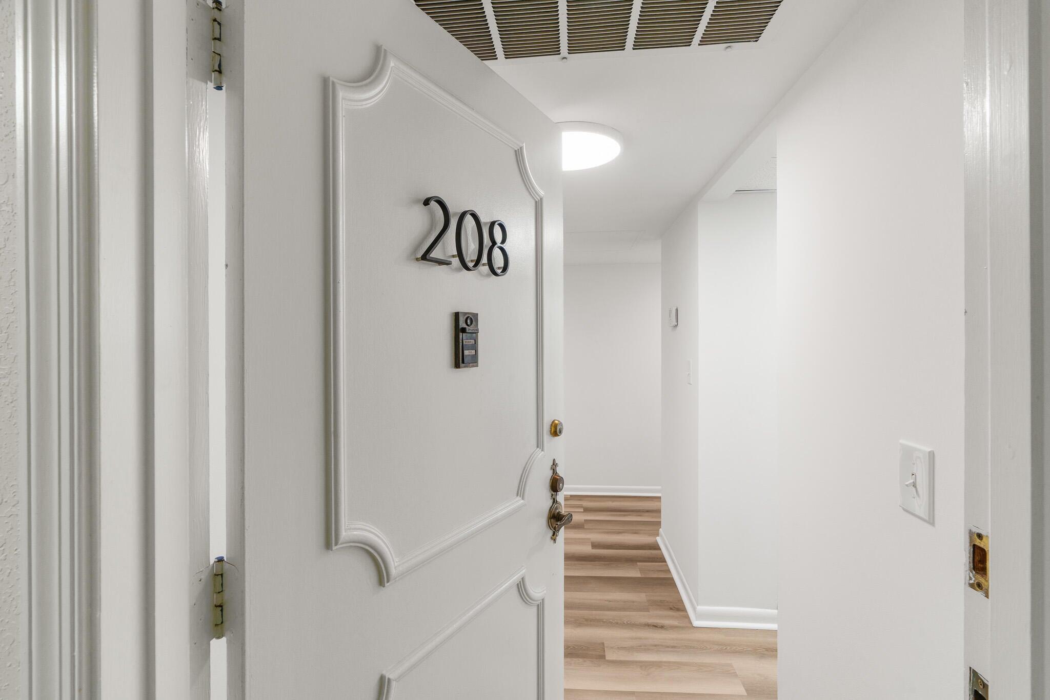 950 Ponce De Leon Road 208