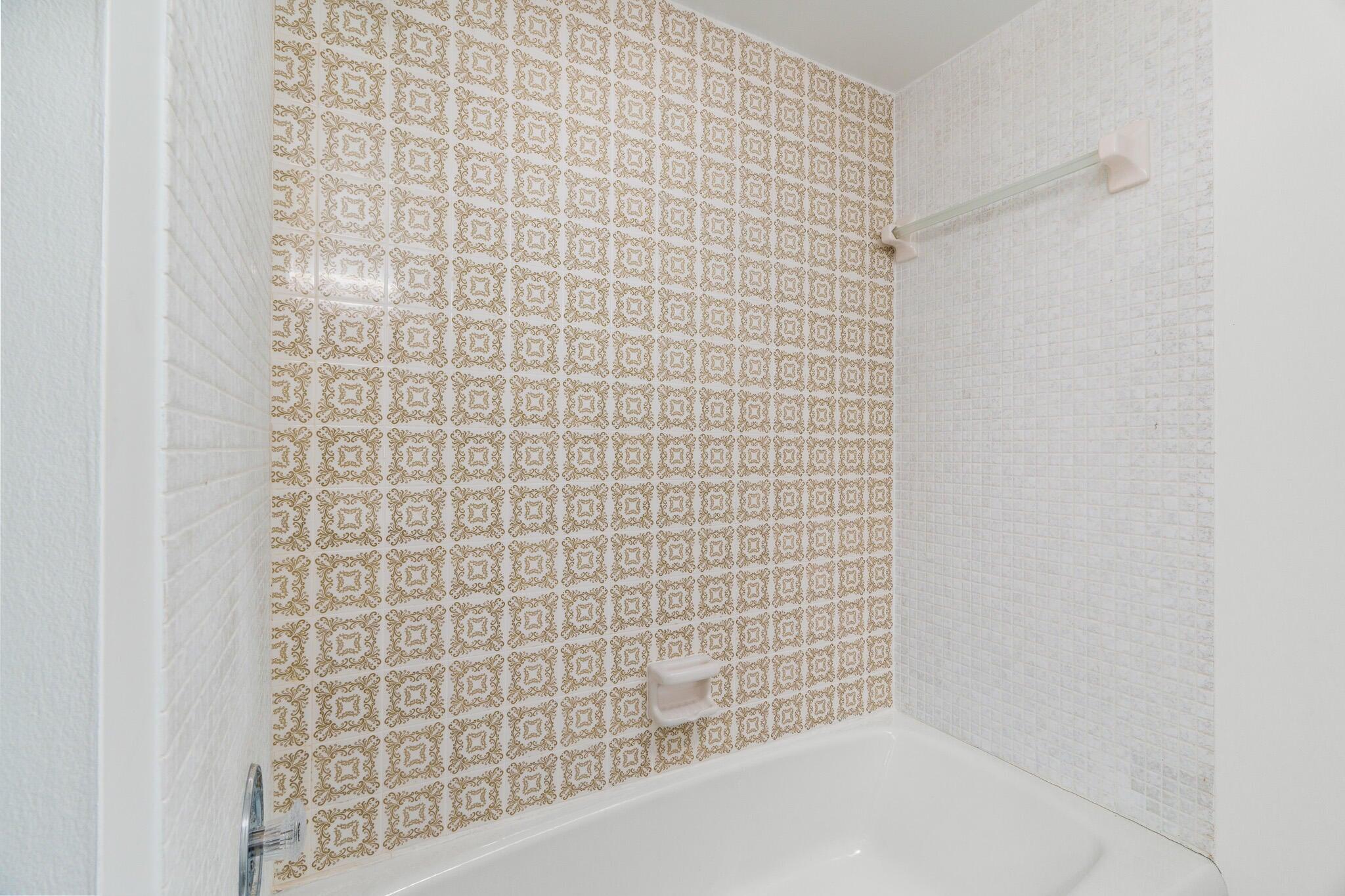 950 Ponce De Leon Road 208