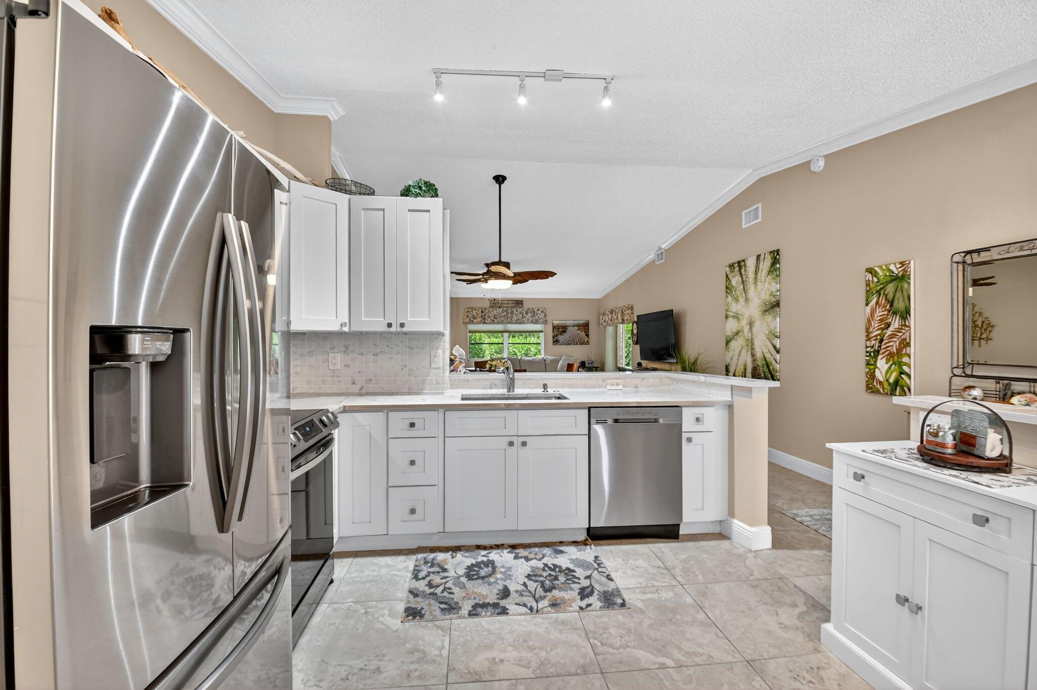 6426 Mill Pointe Circle